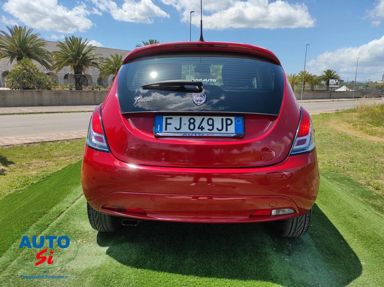 Lancia Ypsilon 1.3 Mjet - 95cv NEOPATENTATI