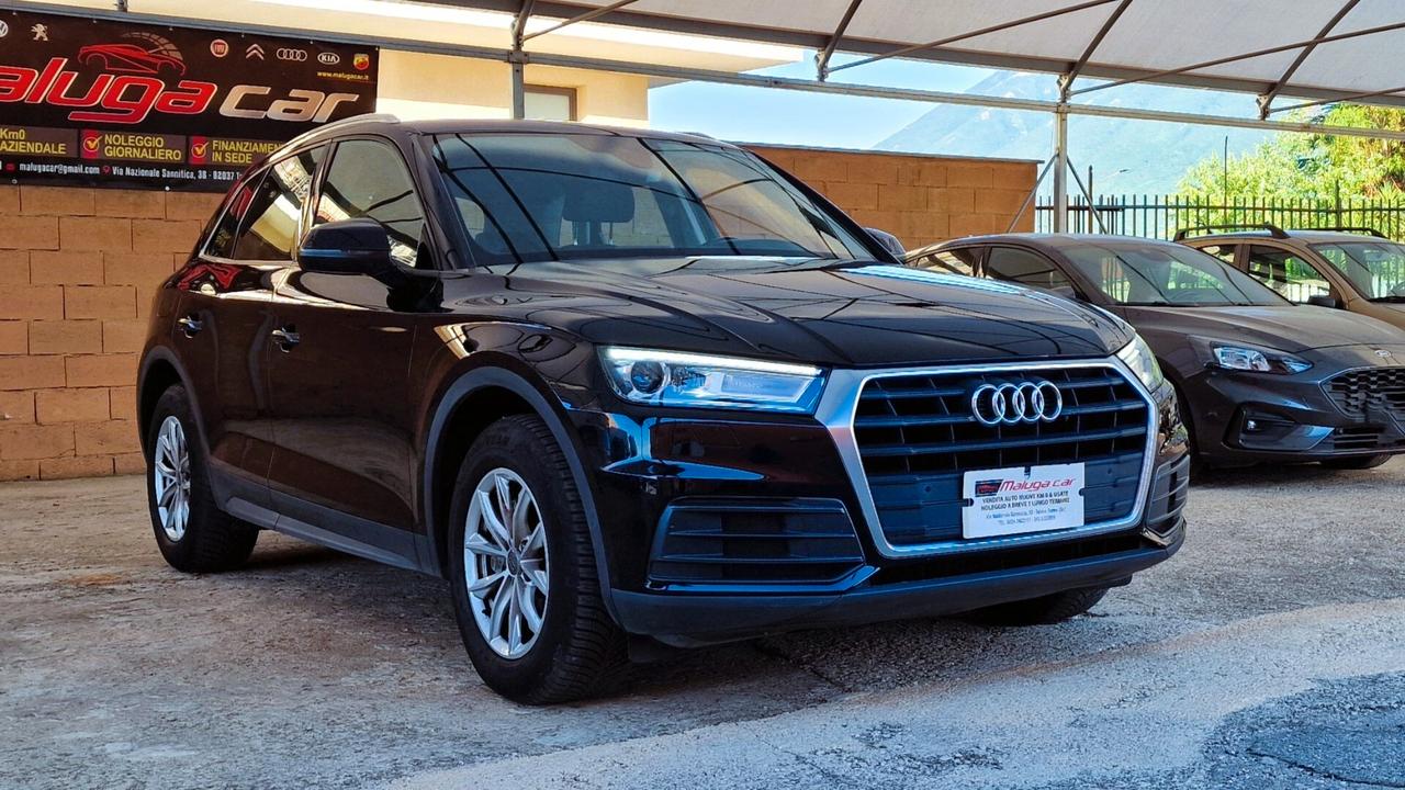 Audi Q5 30 TDI S tronic Business