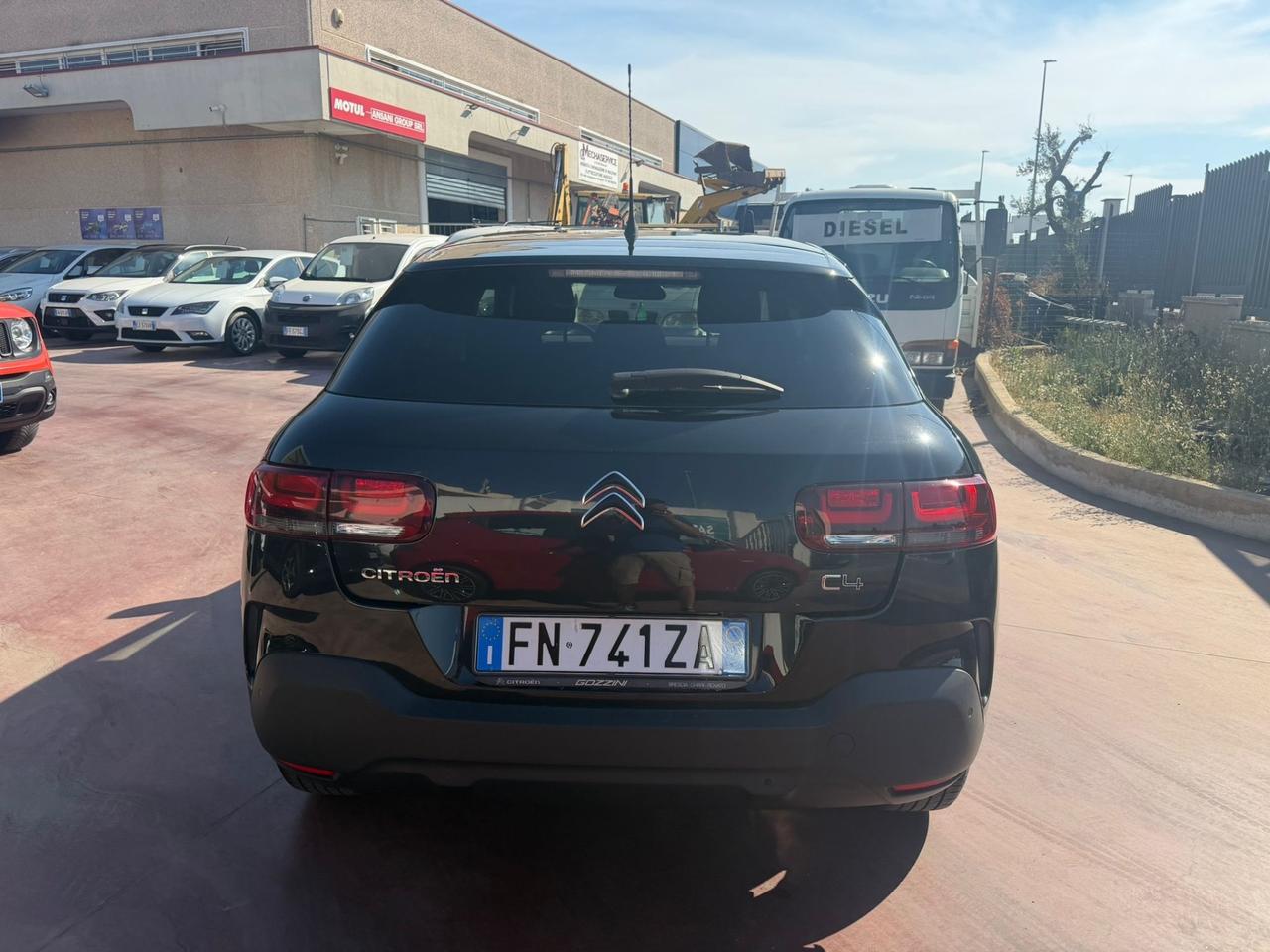 Citroen C4 Cactus BlueHDi 100 S&S Shine