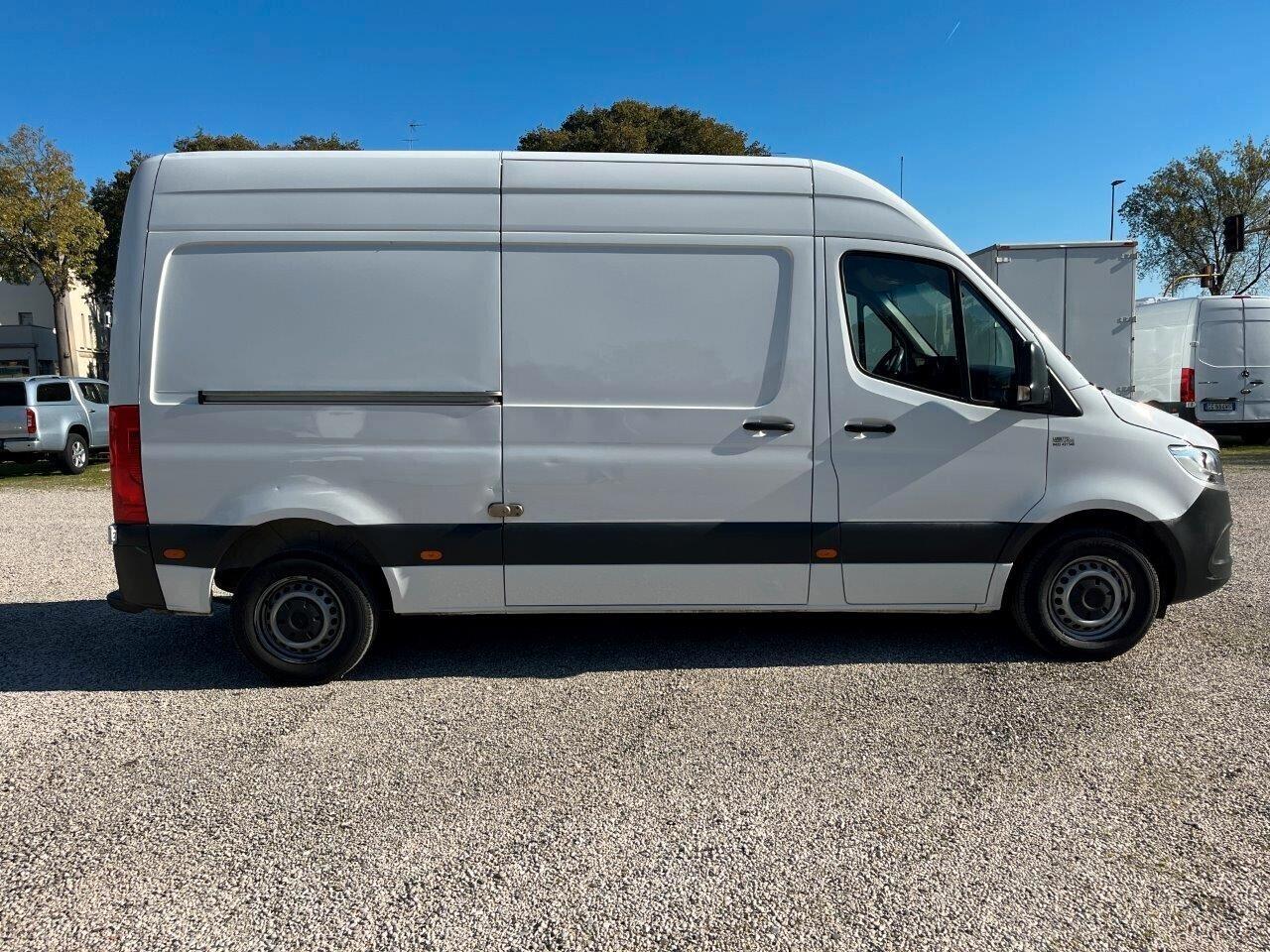MERCEDES 311 CDI SPRINTER - 04/2020 - KM 90.000