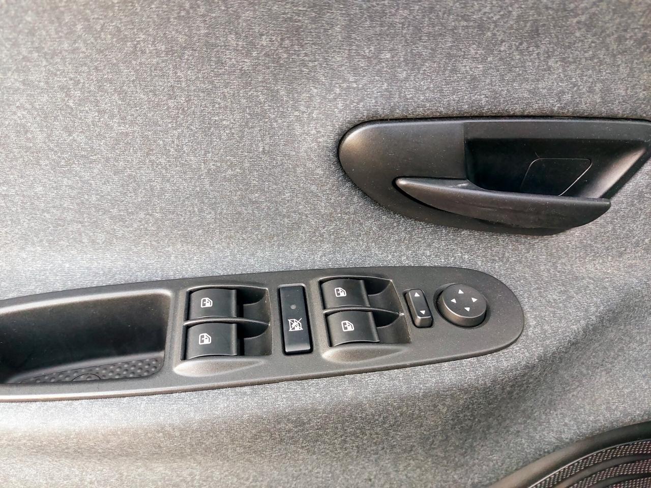 Lancia Ypsilon 1.0 Hybrid 70CV Silver Plus - 2022