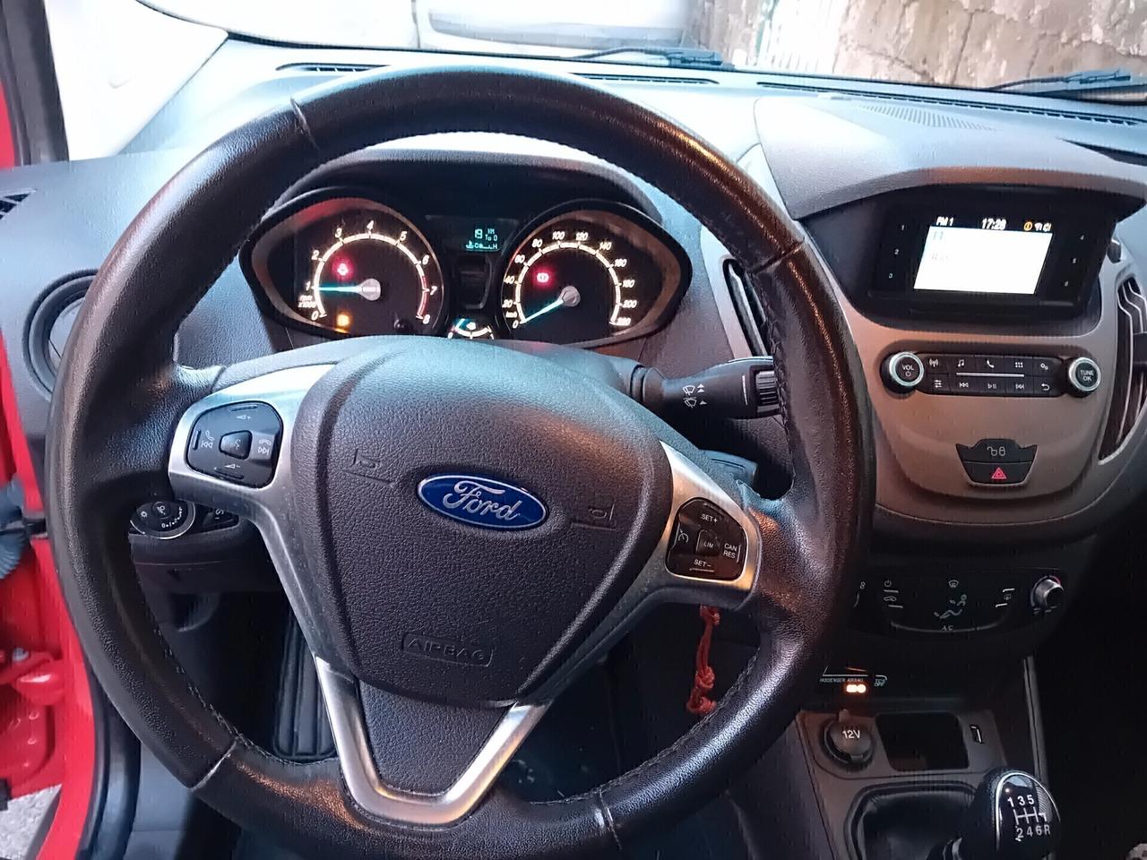 Ford Tourneo Courier 1.0 EcoBoost 100 CV Sport