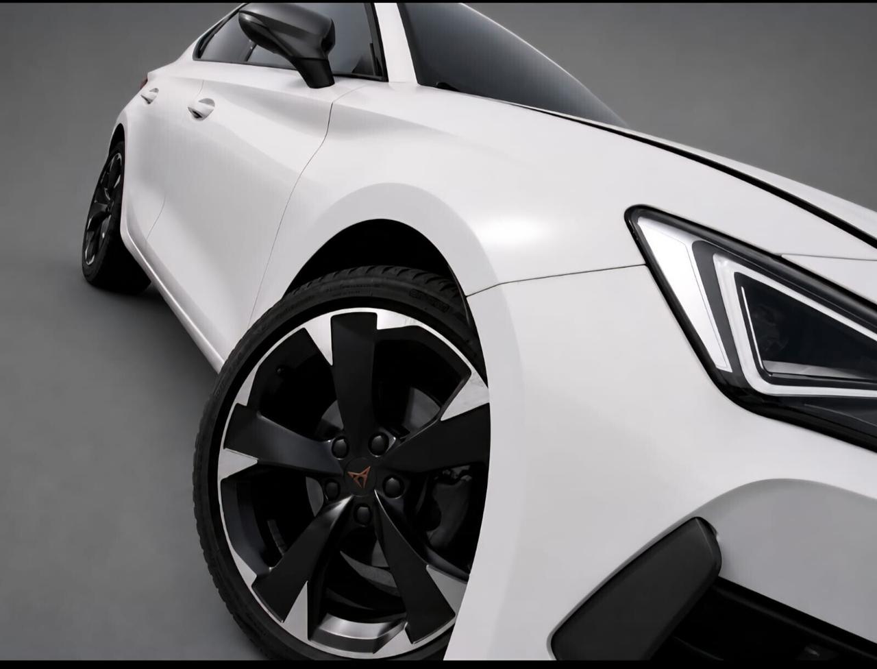 Cupra Leon 1.5 HYBRID 150Cv DSG