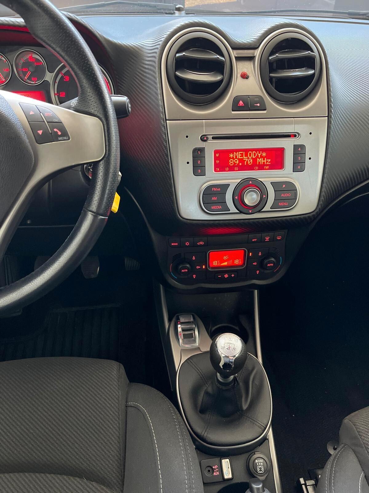 Alfa Romeo MiTo 1.3 JTDm-2 95 CV S&S Distinctive