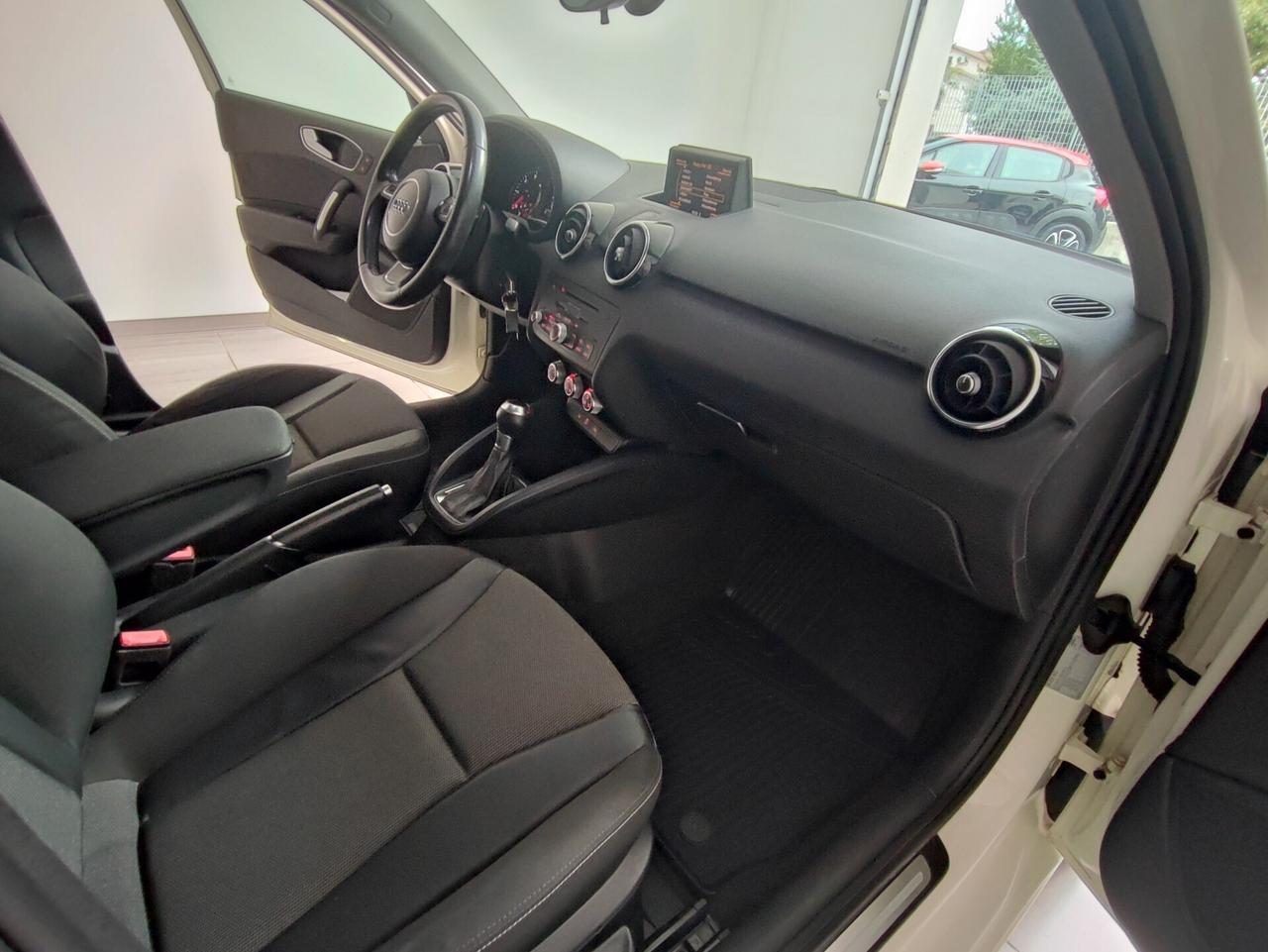 Audi A1 1.6 TDI S tronic Admired