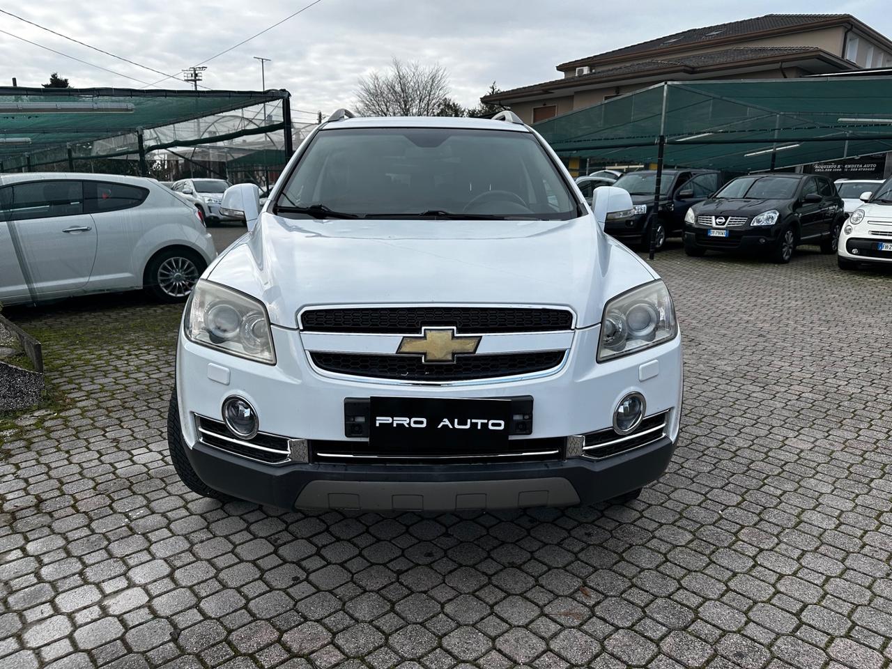Chevrolet Captiva 2.0 VCDi LTZ 7 POSTI