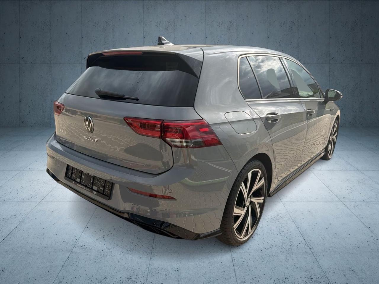 Volkswagen Golf 1.5 TSI R-Line