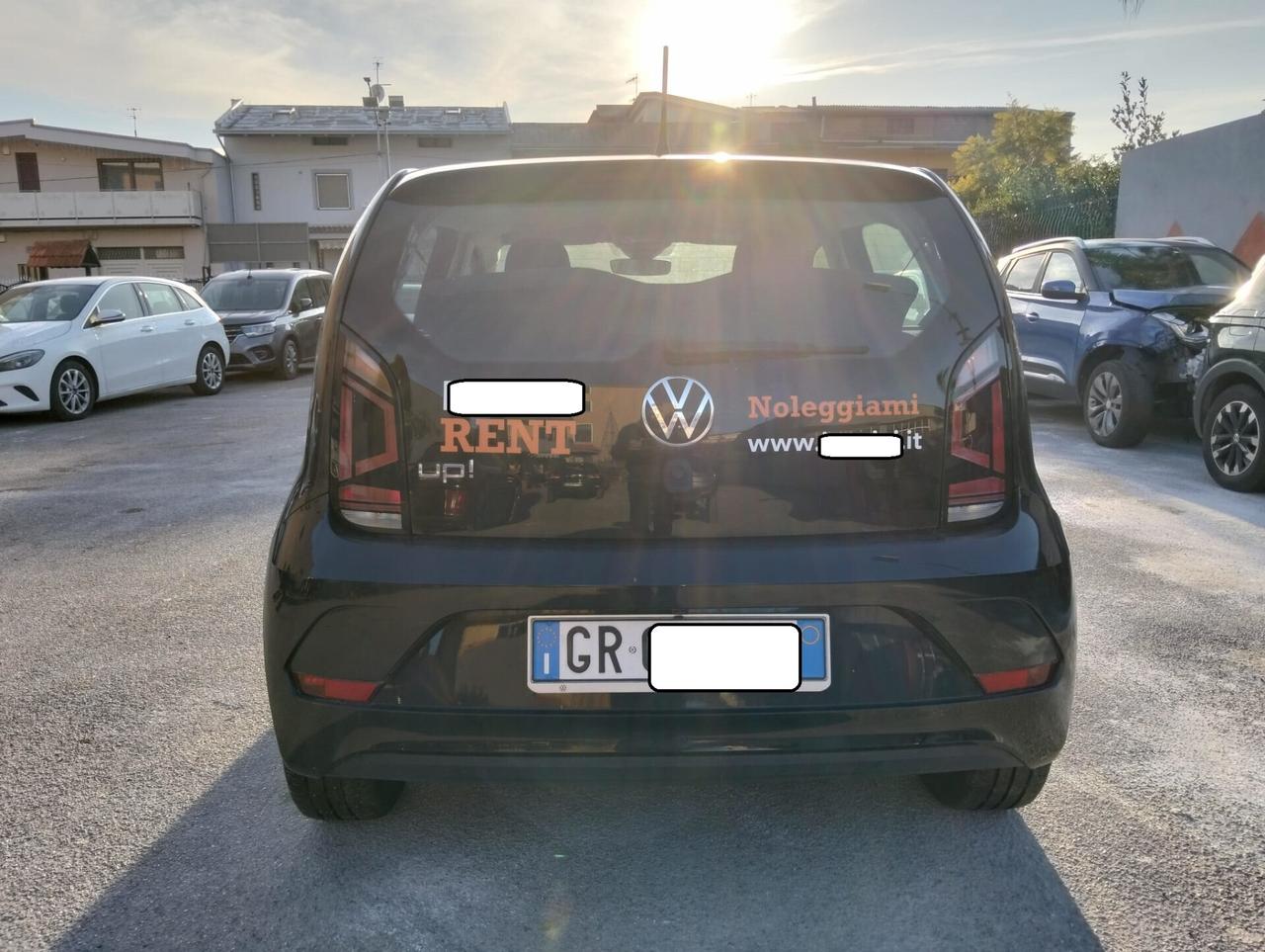 Volkswagen up! 1.0 Benzina 2023 SINISTRATA