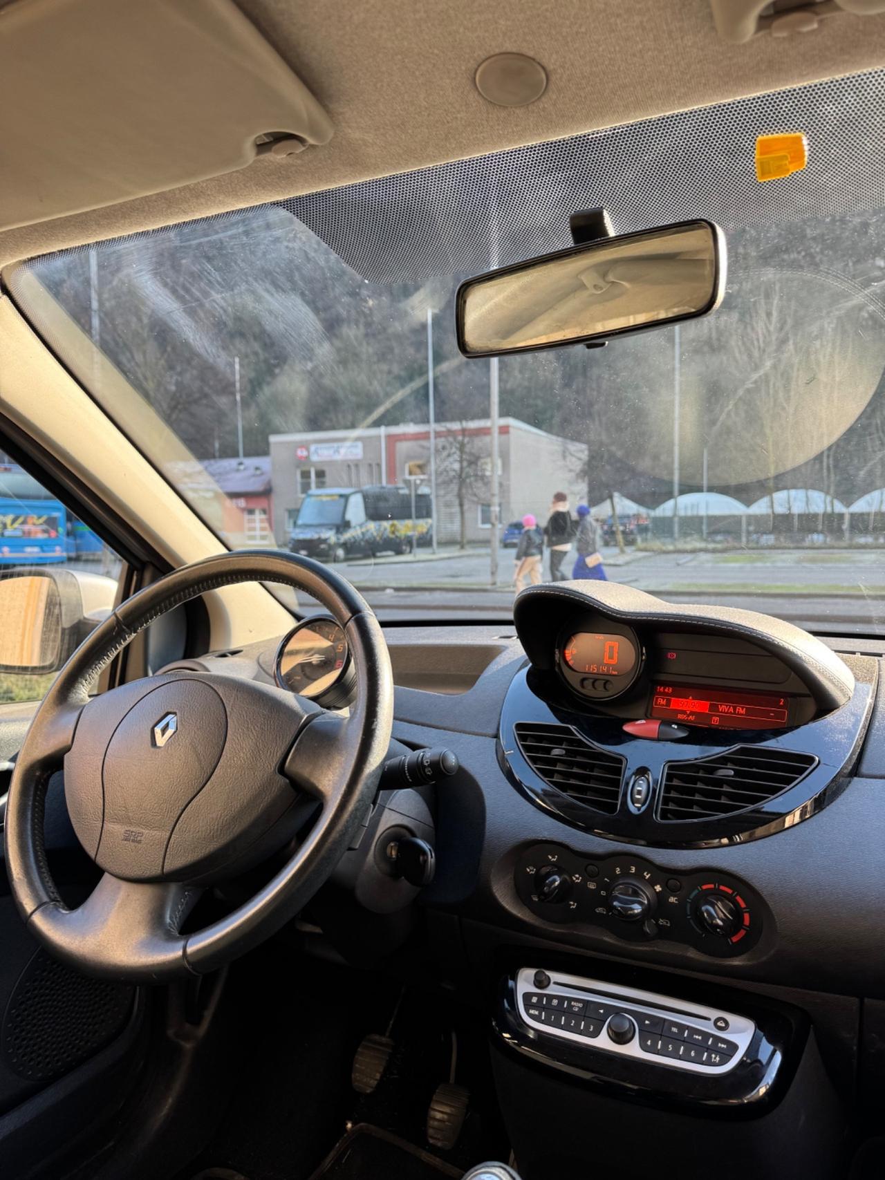 Renault Twingo 1.2 16V Live