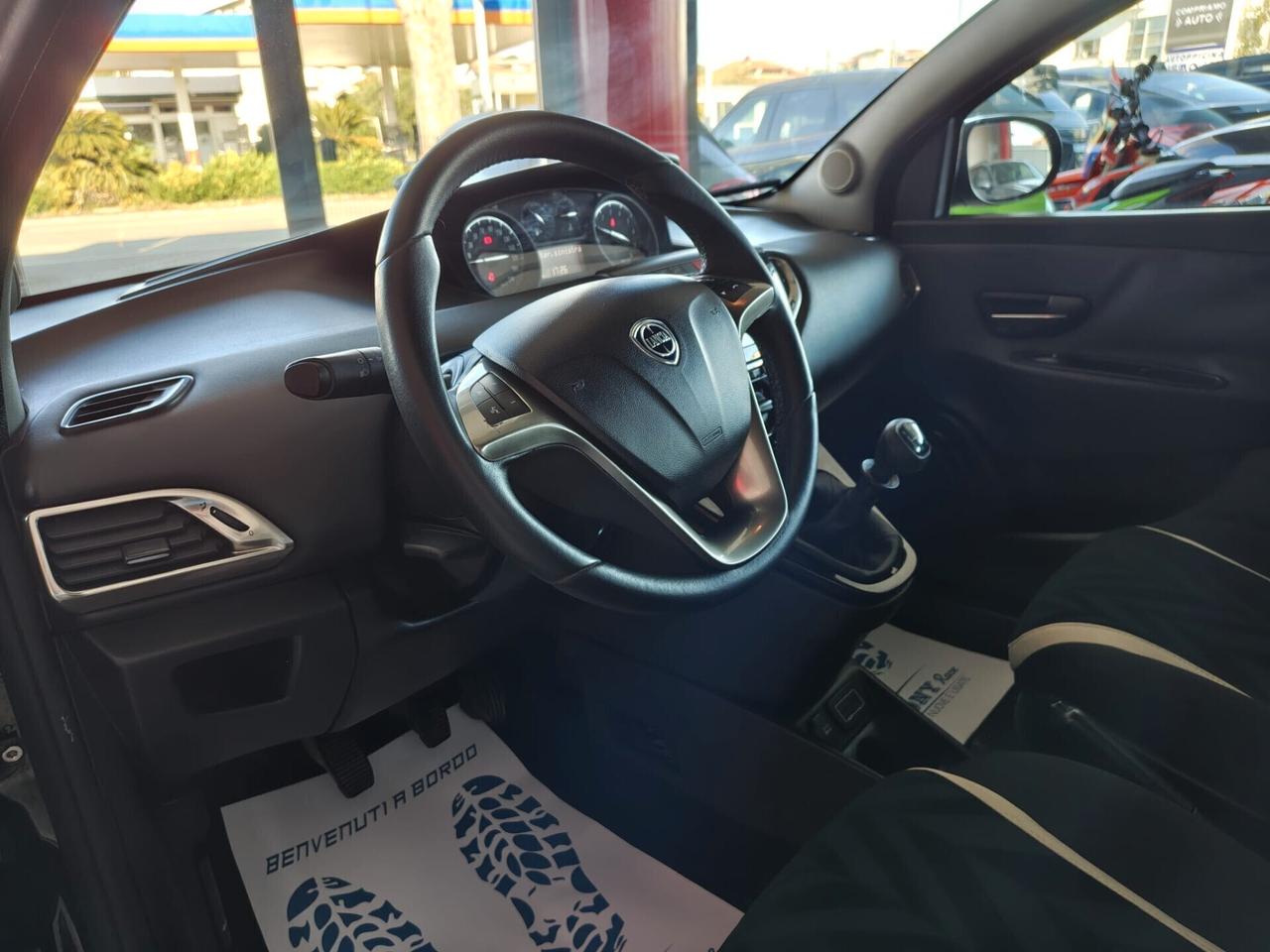 Lancia Ypsilon 1.2 69 CV 5 porte GAS (GPL)