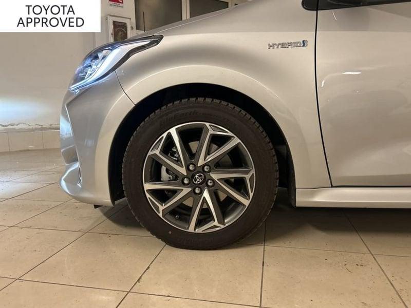 Toyota Yaris 1.5 HYBRID LOUNGE