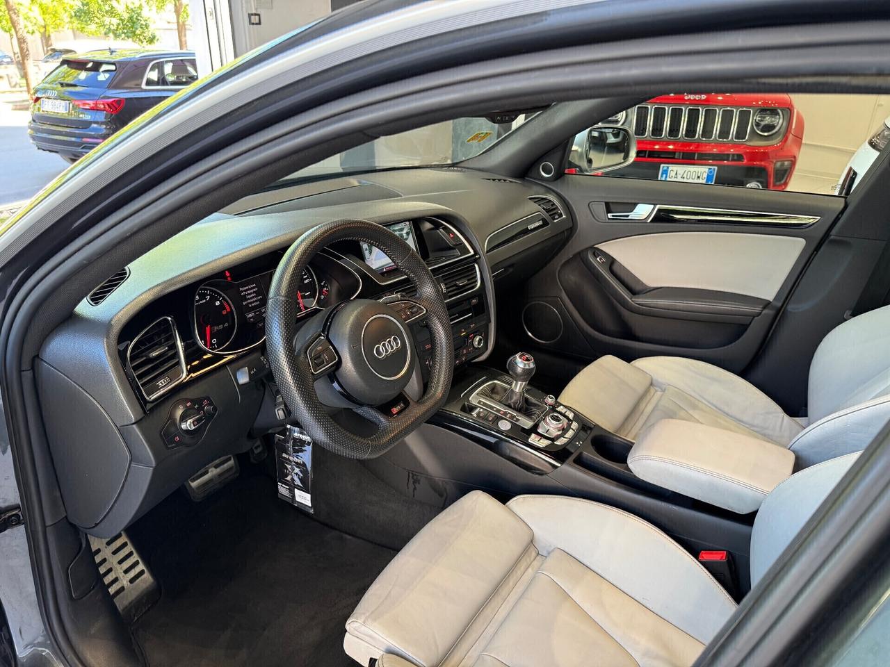 Audi RS4 Avant 4.2 V8 FSI quattro S tronic “TETTO”