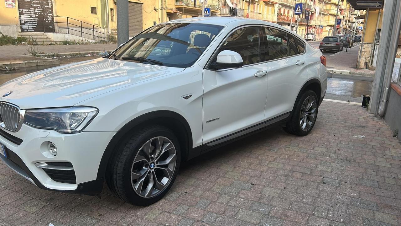 Bmw X4 xDrive30dA 258CV