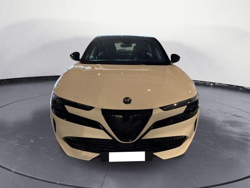 Alfa Romeo Junior Ibrida My25 Ibrida 1.2145cv Hybrid Edct6