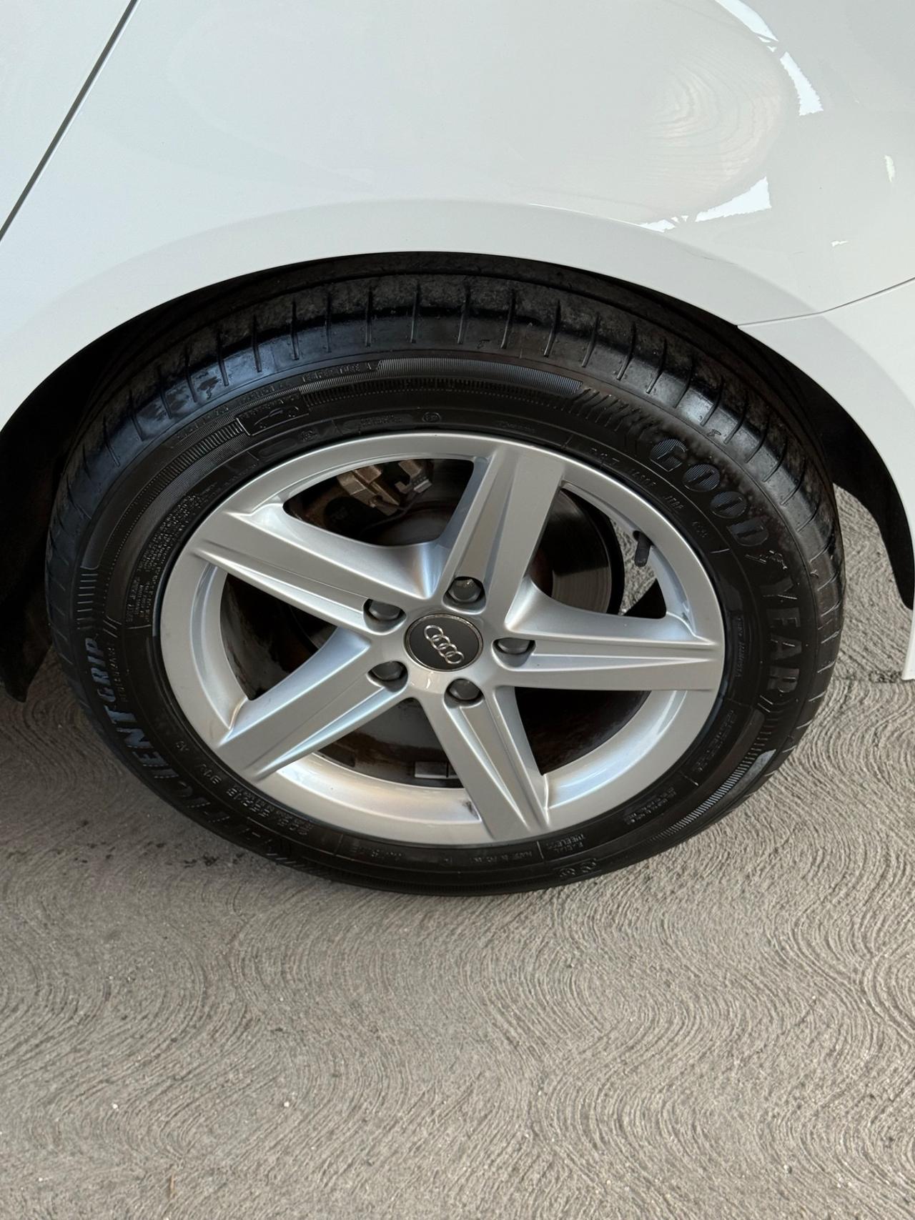 AuA3 SPB 1.6 TDI 116 CV S tronic Sport-unipro-rate-e6