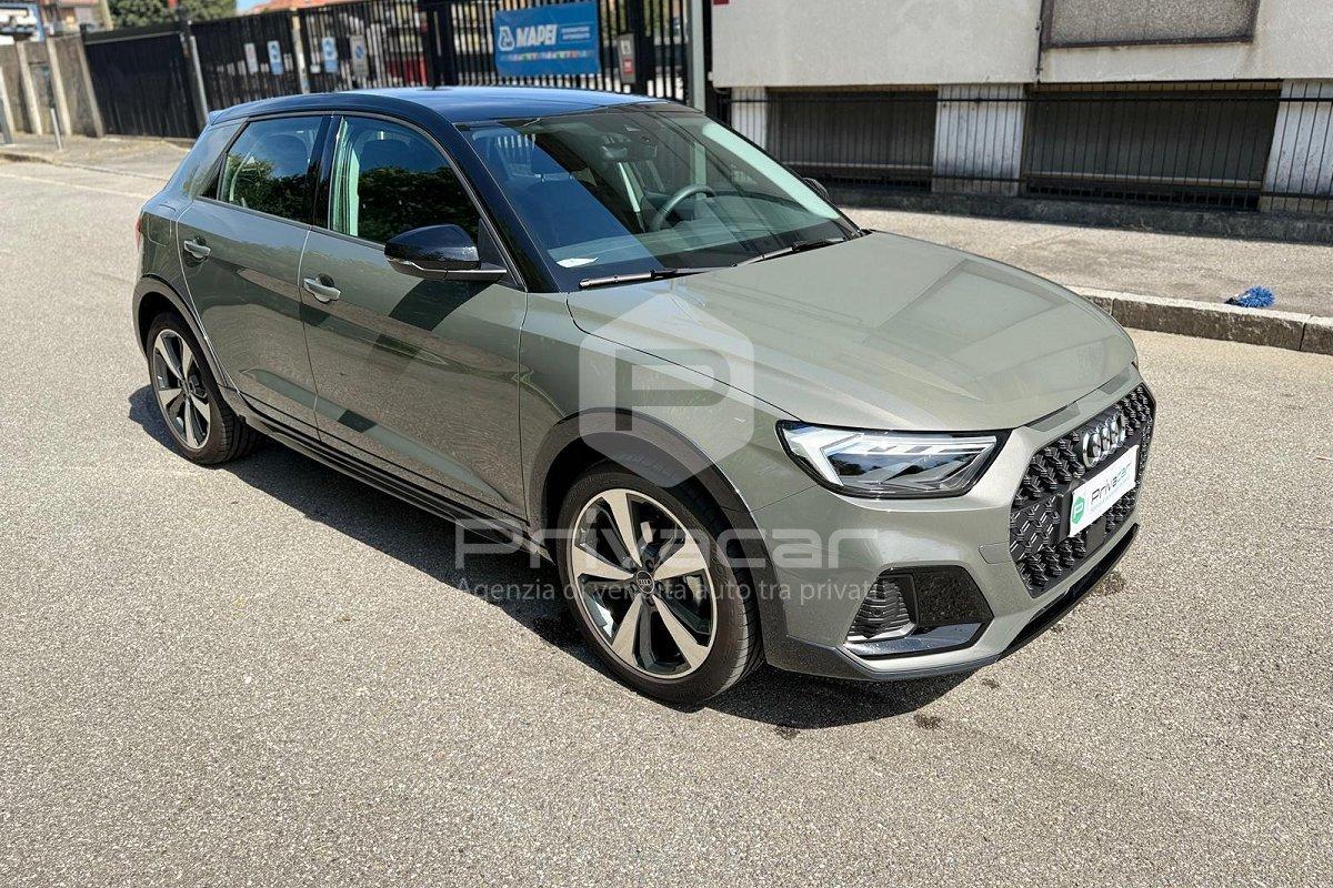 AUDI A1 allstreet 30 TFSI Identity Contrast