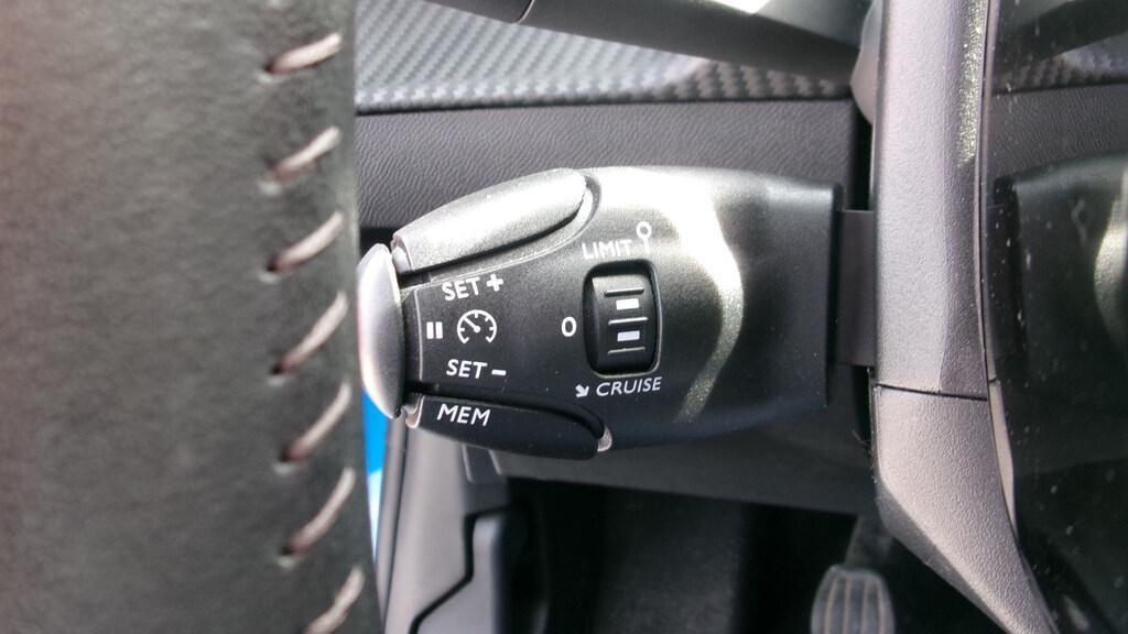Peugeot 208 5 Porte 1.2 PureTech Allure Pack