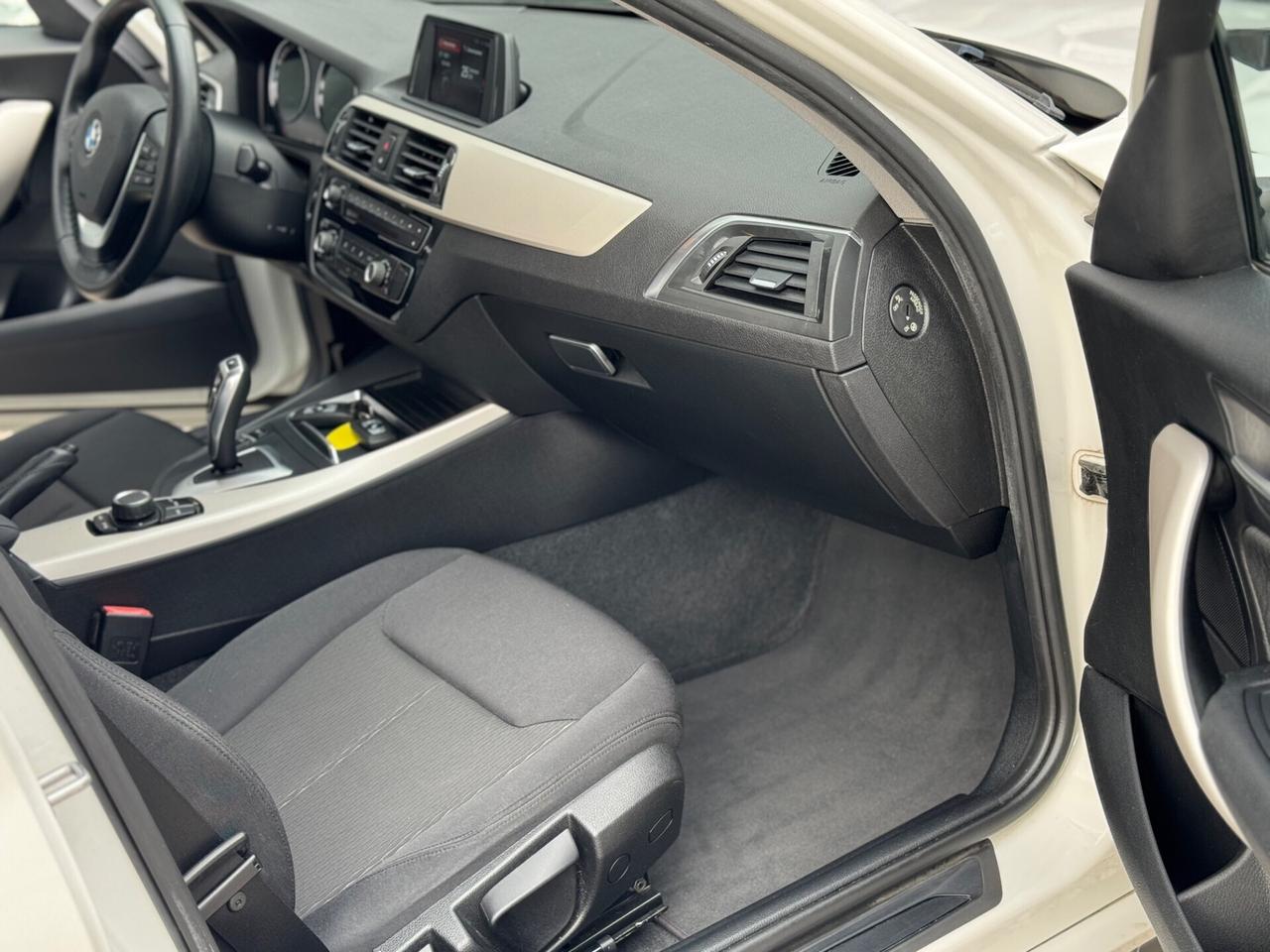 Bmw Serie 1 Sport 5p Automatico !