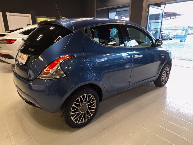 LANCIA Ypsilon 1.0 FireFly 5 porte S&S HYBRISD Gold