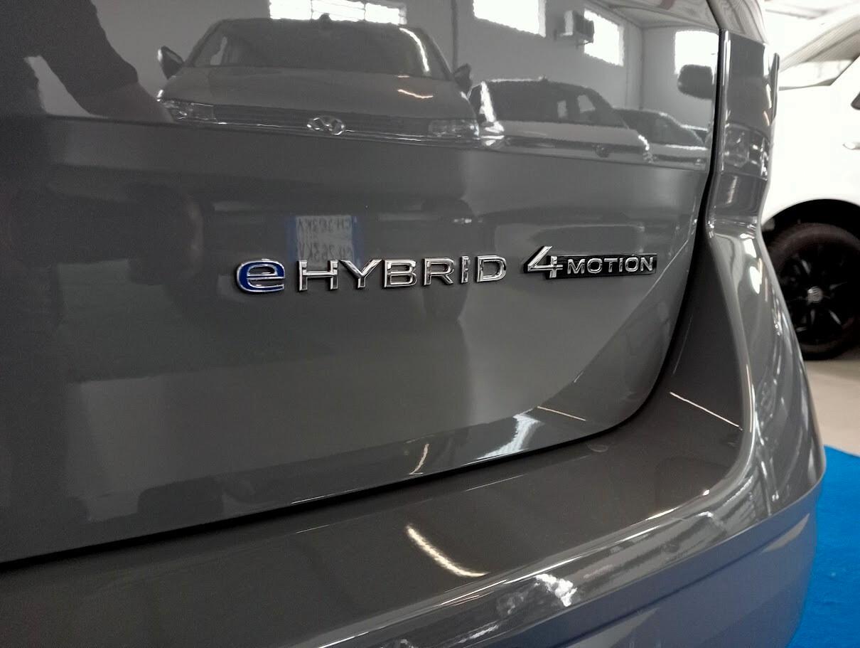 Volkswagen T7 Multivan 1.5 PHEV 4motion 245cv IQ LED GANCIO 360° FULL