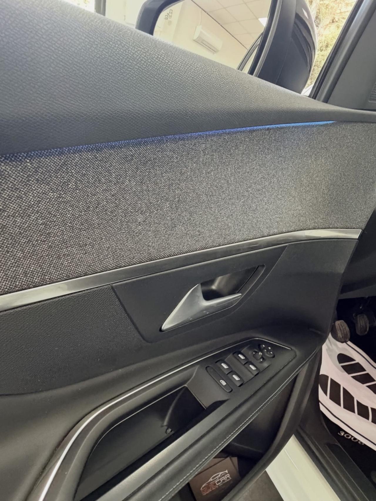 Peugeot 3008 BlueHDi 130 S&S Allure