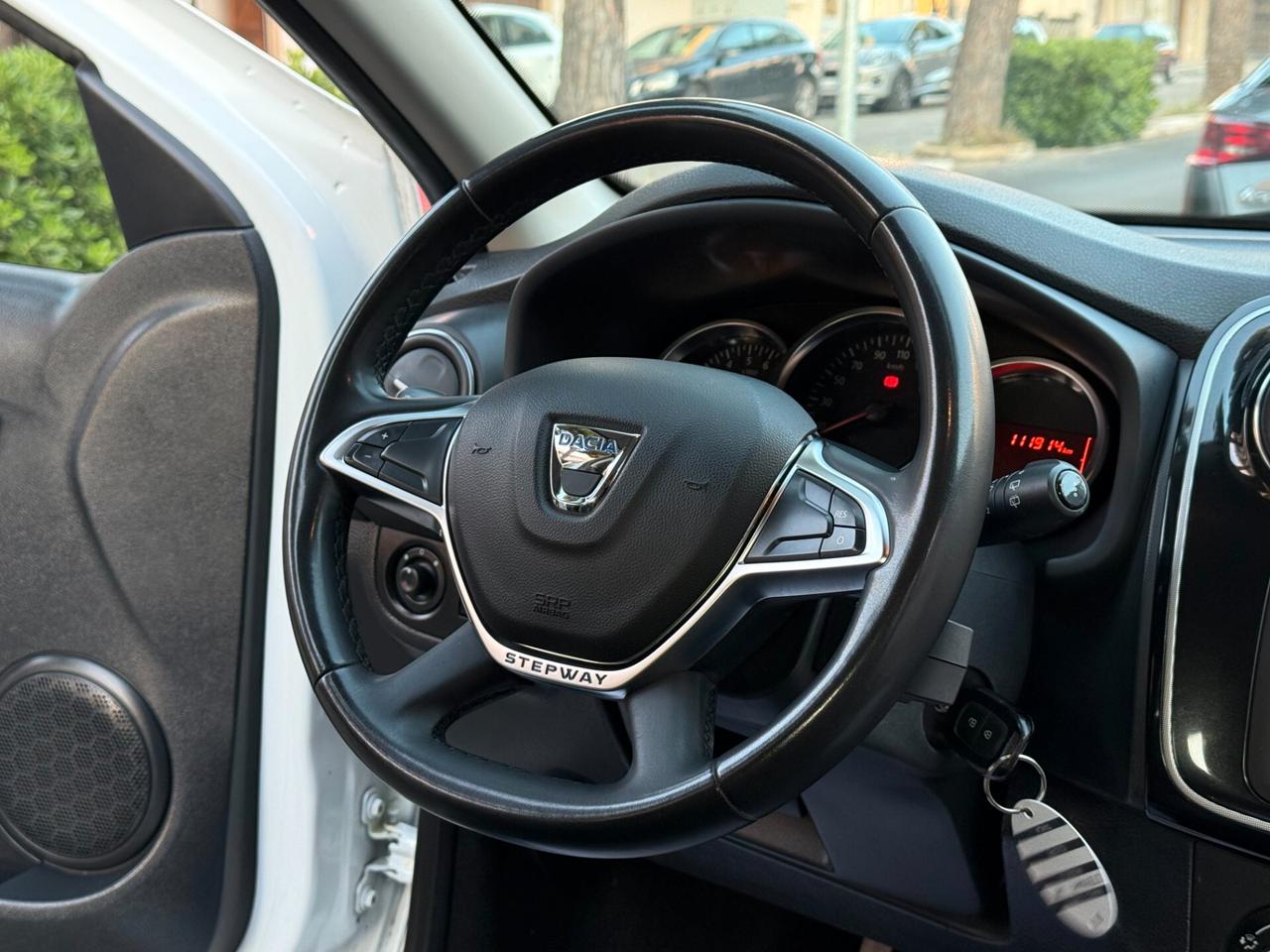 Dacia Sandero 0.9 TCe 90CV NAVI CAMERA LED - 2018