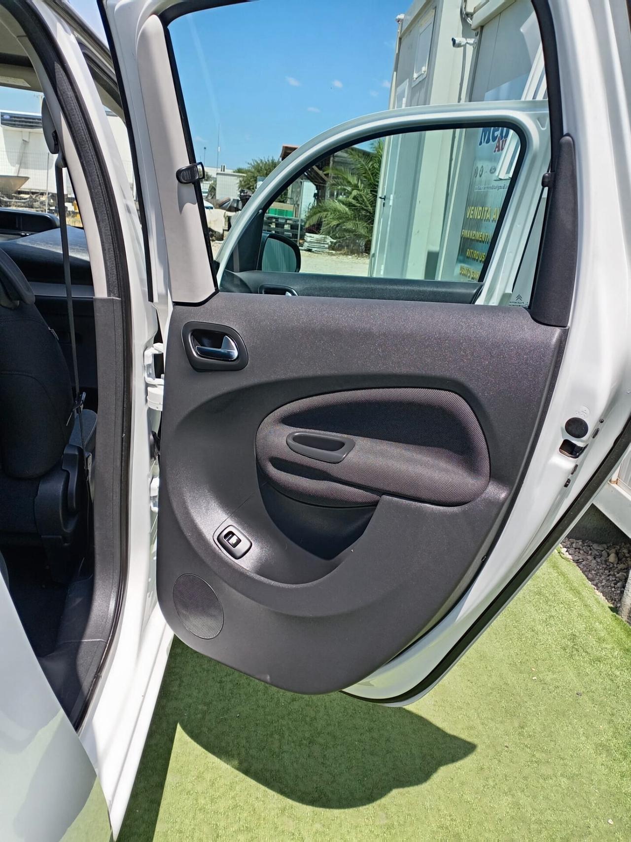 CITROEN C3 PICASSO DIESEL 1.6 HDI