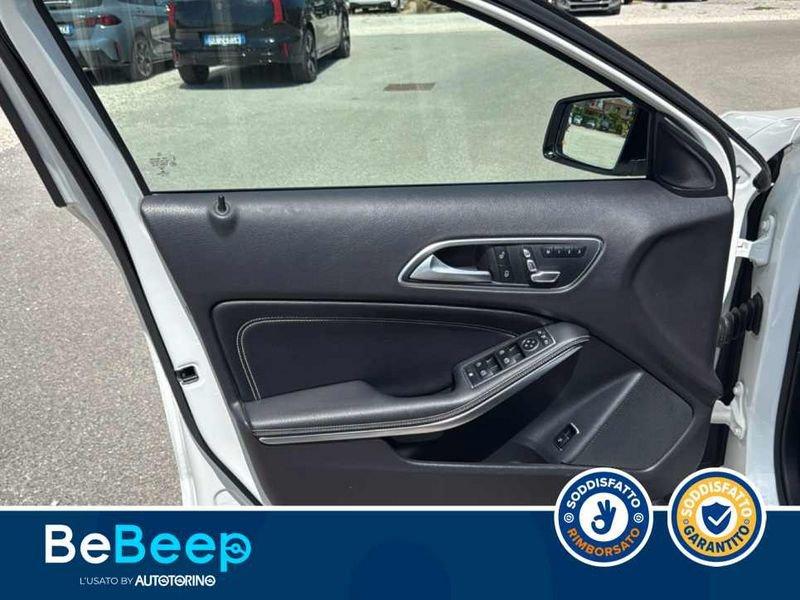 Mercedes-Benz GLA 200 D NIGHT EDITION 4MATIC AUTO