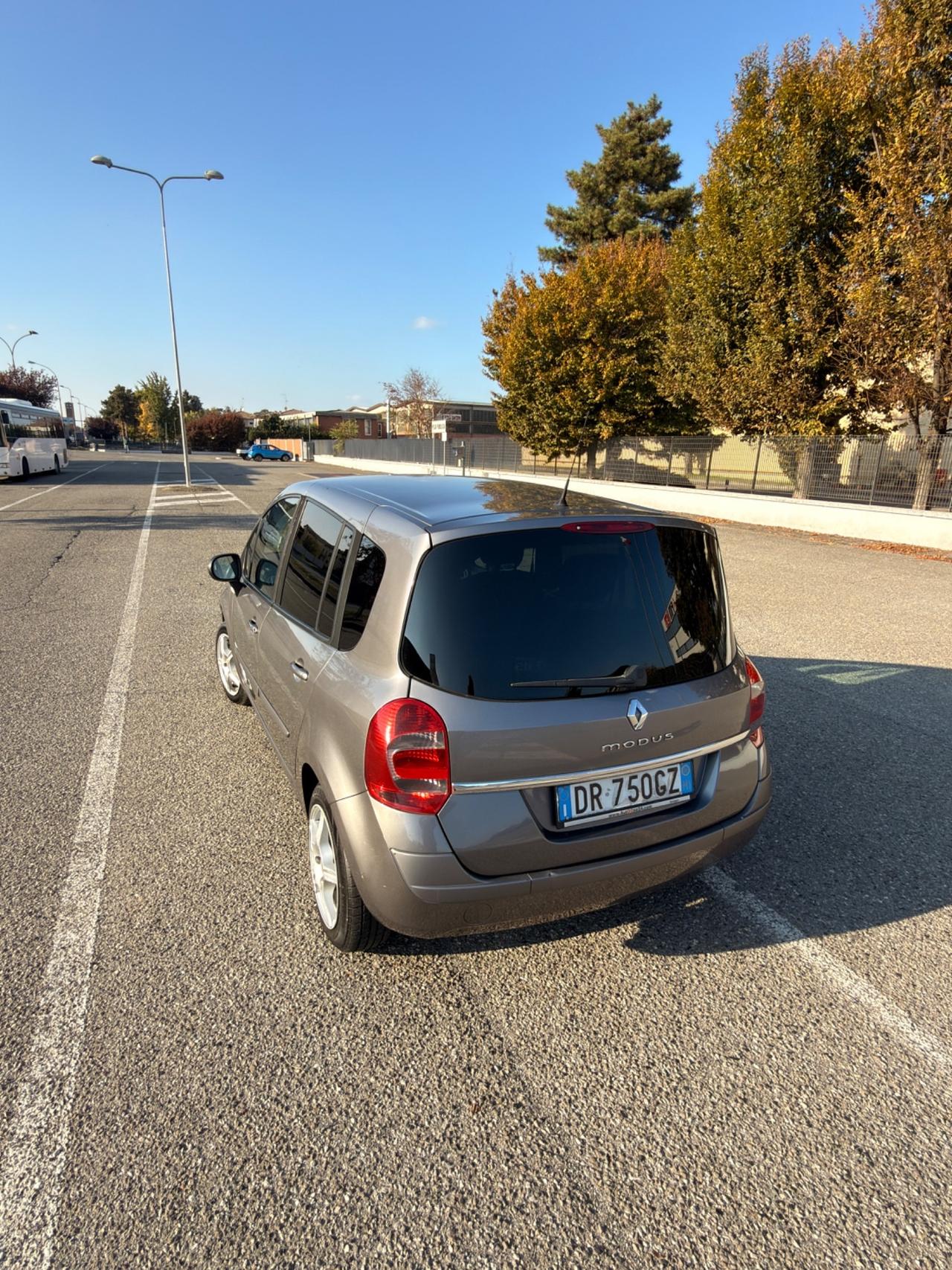 Renault Modus 1.2 16V Dynamique