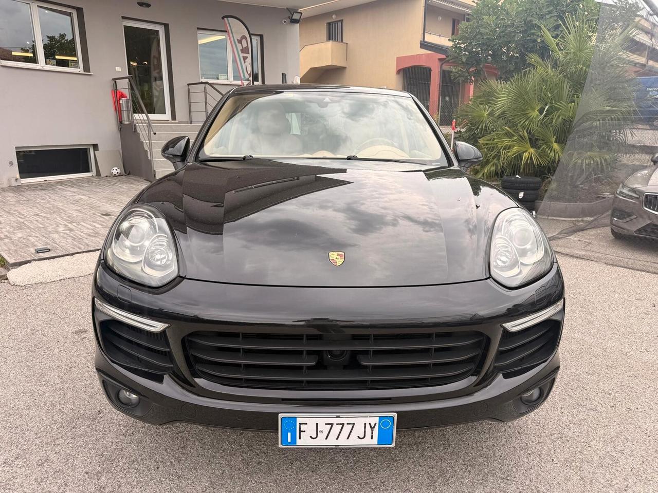 Porsche Cayenne 3.0 Diesel Platinum Edition