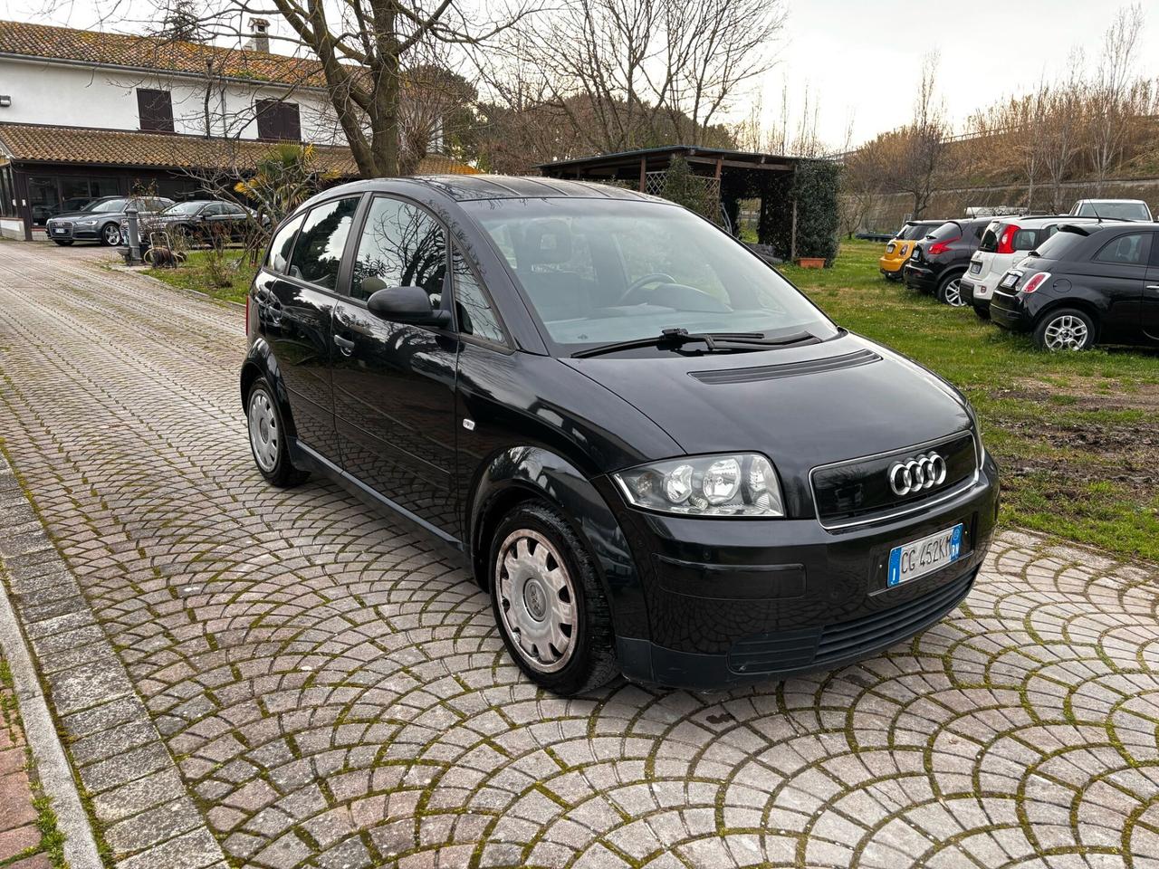 Audi A2 1.4 16V Base SOLO 144.000 KM IDONEA PER NEOPATENTATI PERMUTABILE