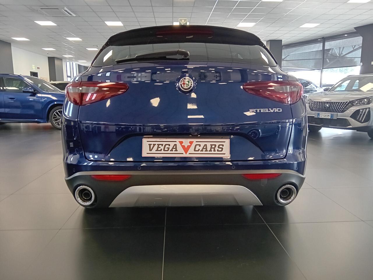 Alfa Romeo Stelvio 2.2 Turbodiesel 190 CV AT8 RWD Business