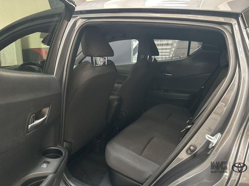 Toyota C-HR 1.8 Hybrid E-CVT Trend