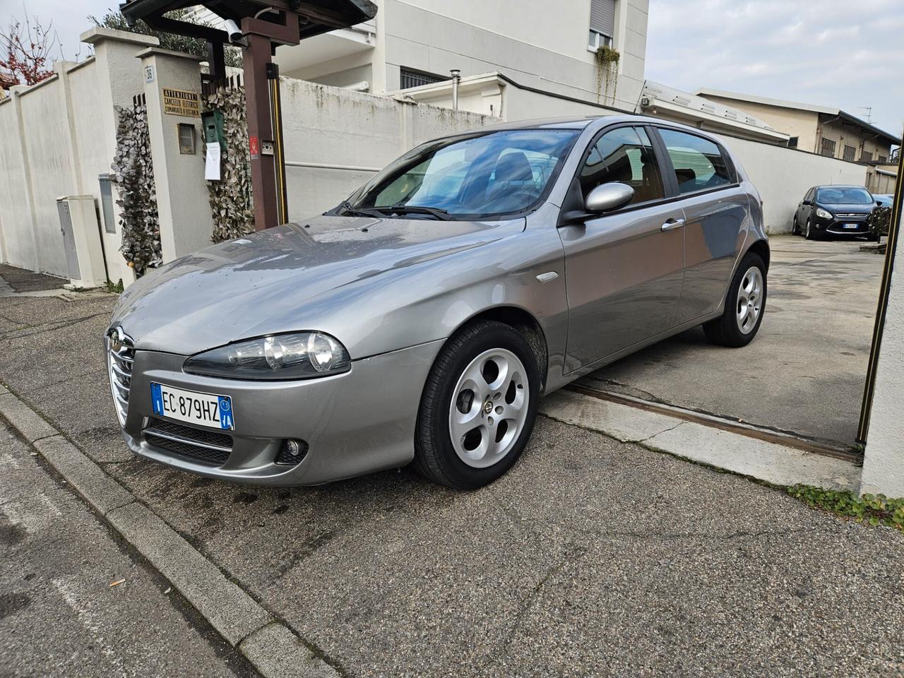 Alfa Romeo 147 1.6 16V TS (105) 5 porte Progression