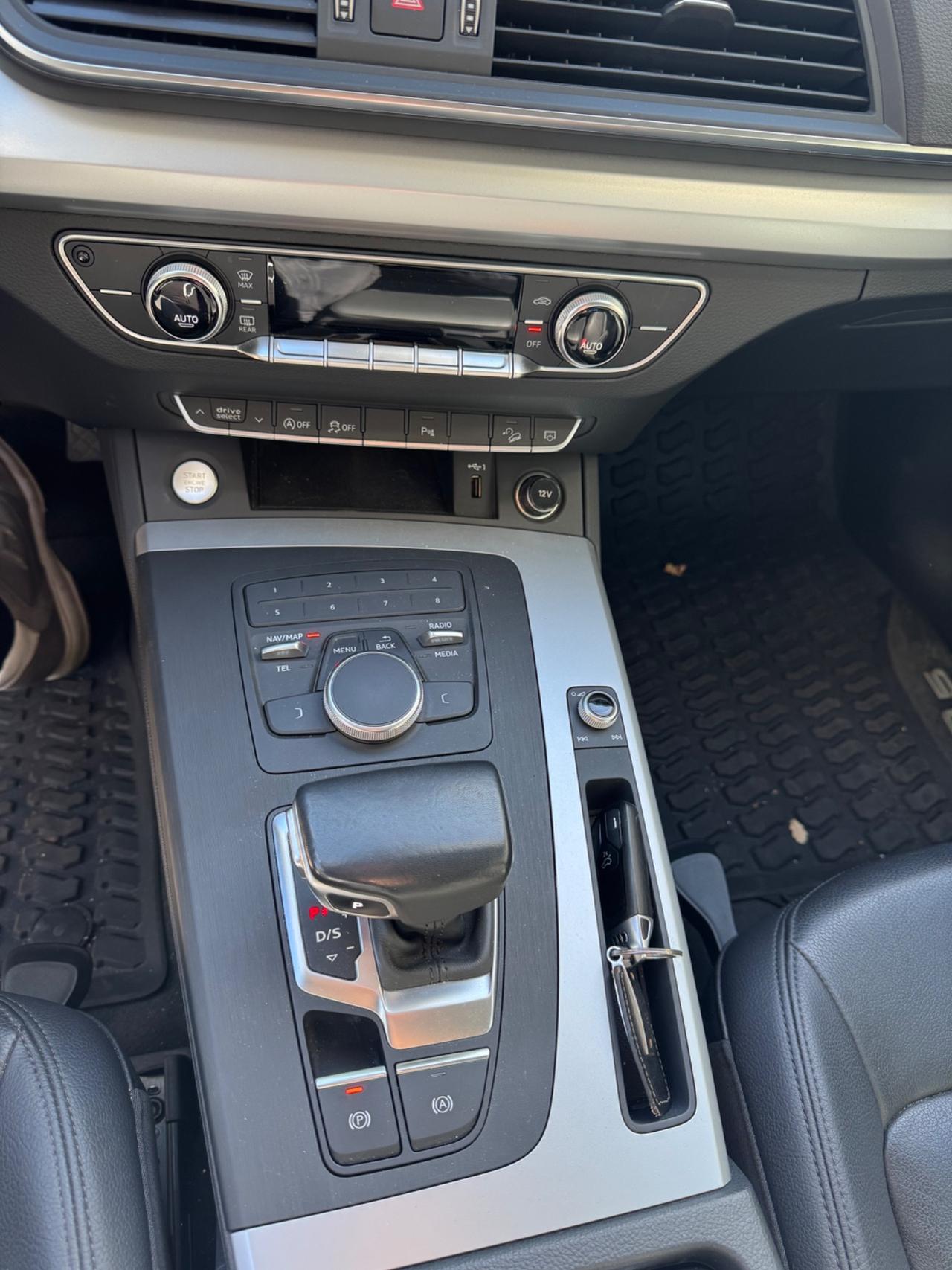 Audi Q5 35 TDI S tronic line plus