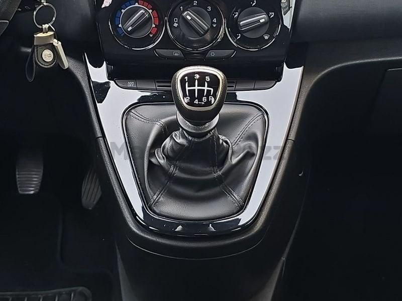 Lancia Ypsilon Ypsilon 1.0 FireFly 5 porte S&S Hybrid Ecochic Gold