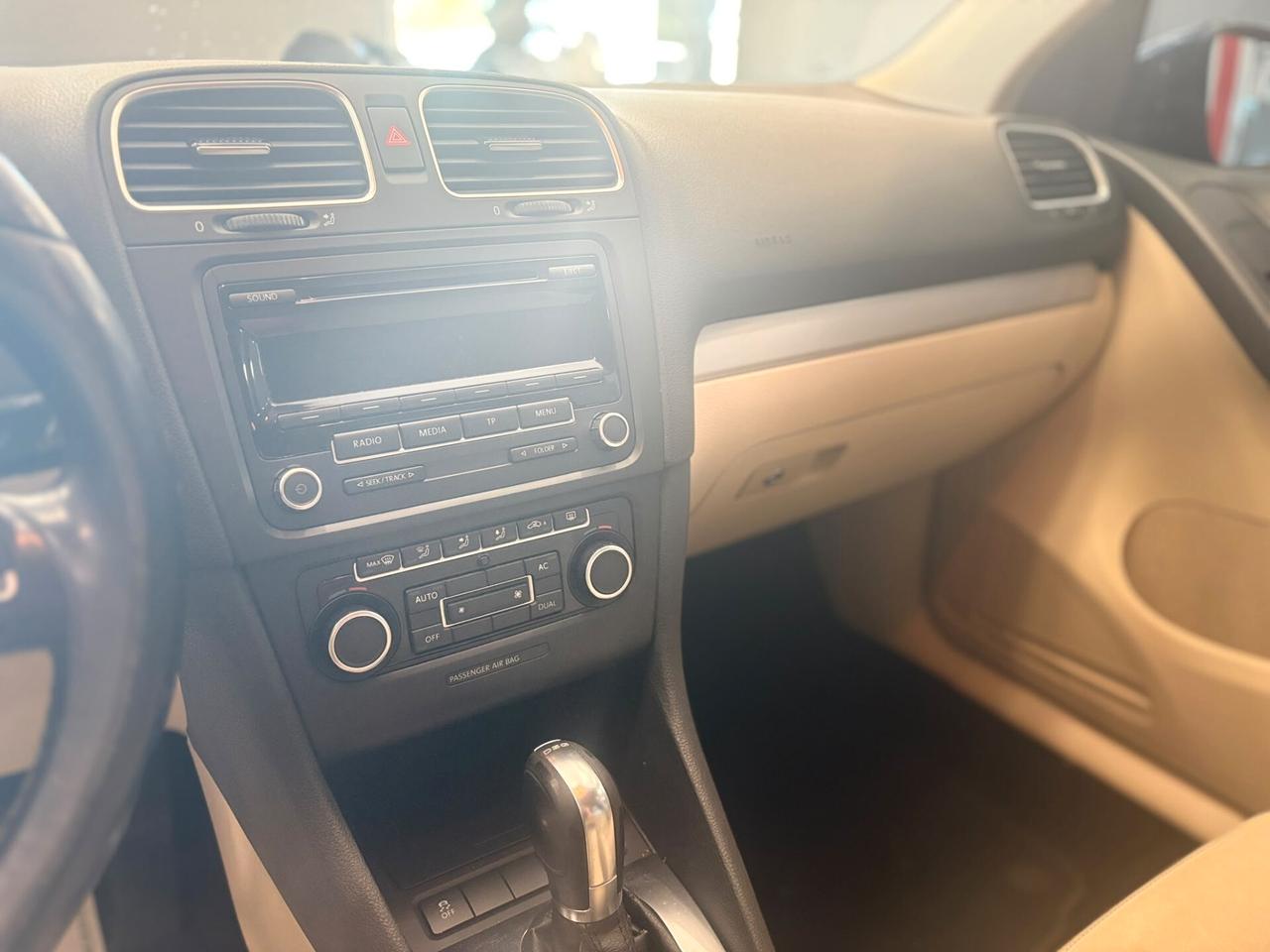 Volkswagen Golf 1.6 TDI DPF DSG 5p. Highline