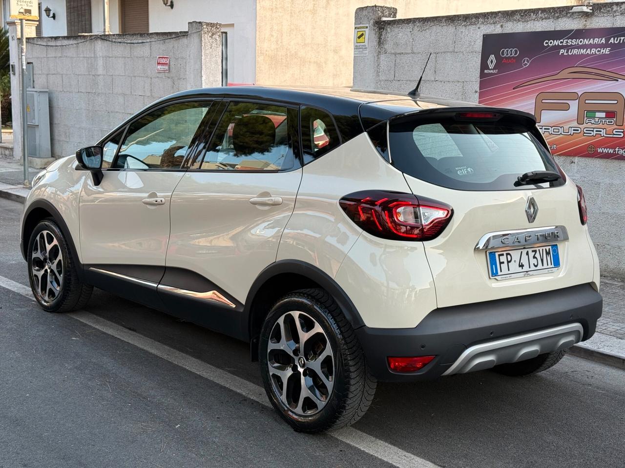 Renault Captur 1.5 dCi 90CV LED NAVI CAMERA - 2018