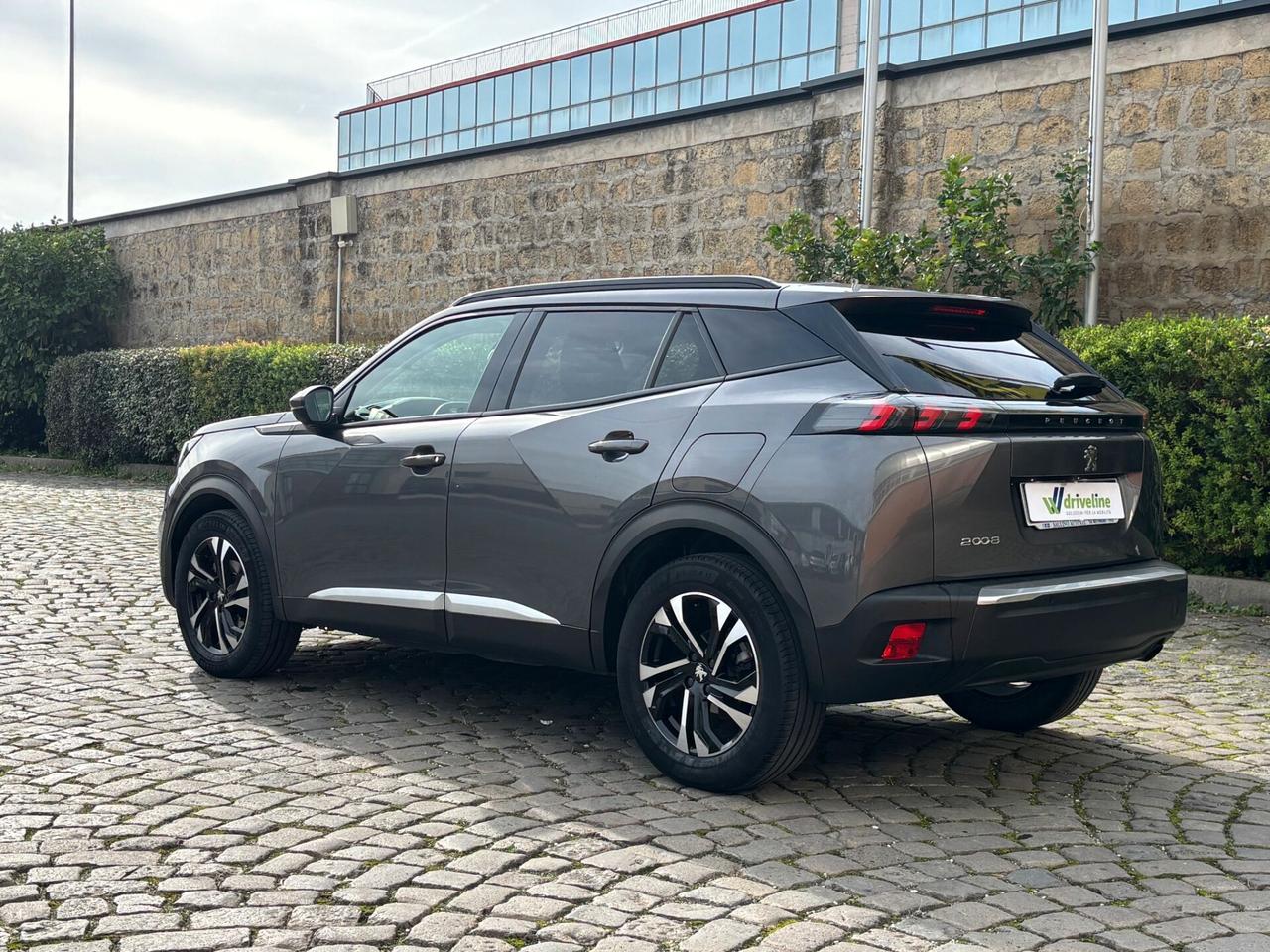 Peugeot 2008 BlueHDi 100 S&S Allure Navi Pack