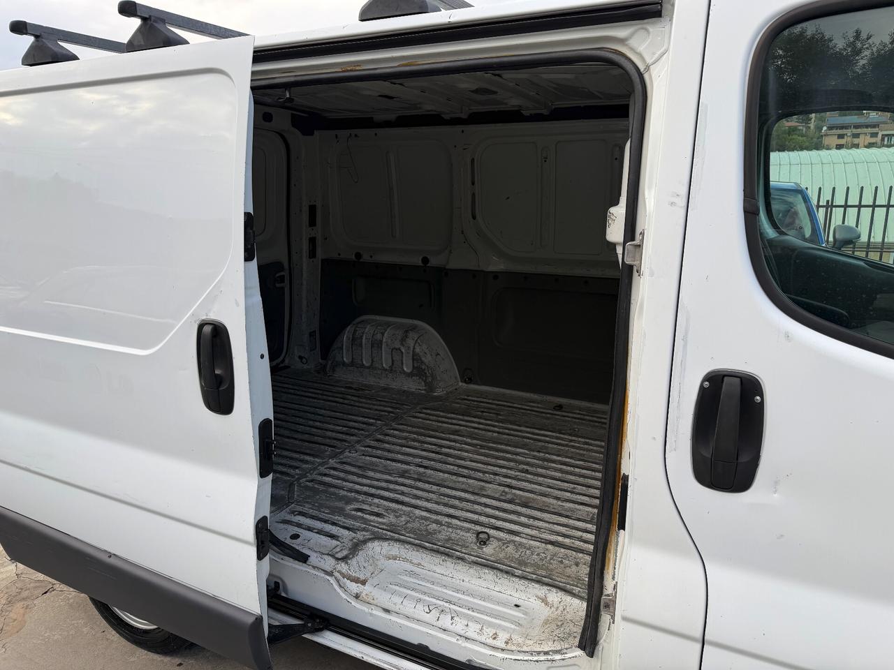 Renault Trafic 2.0 dCi 115CV Furgone