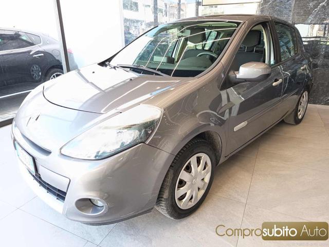 RENAULT Clio 1.2 16V 5 porte Confort