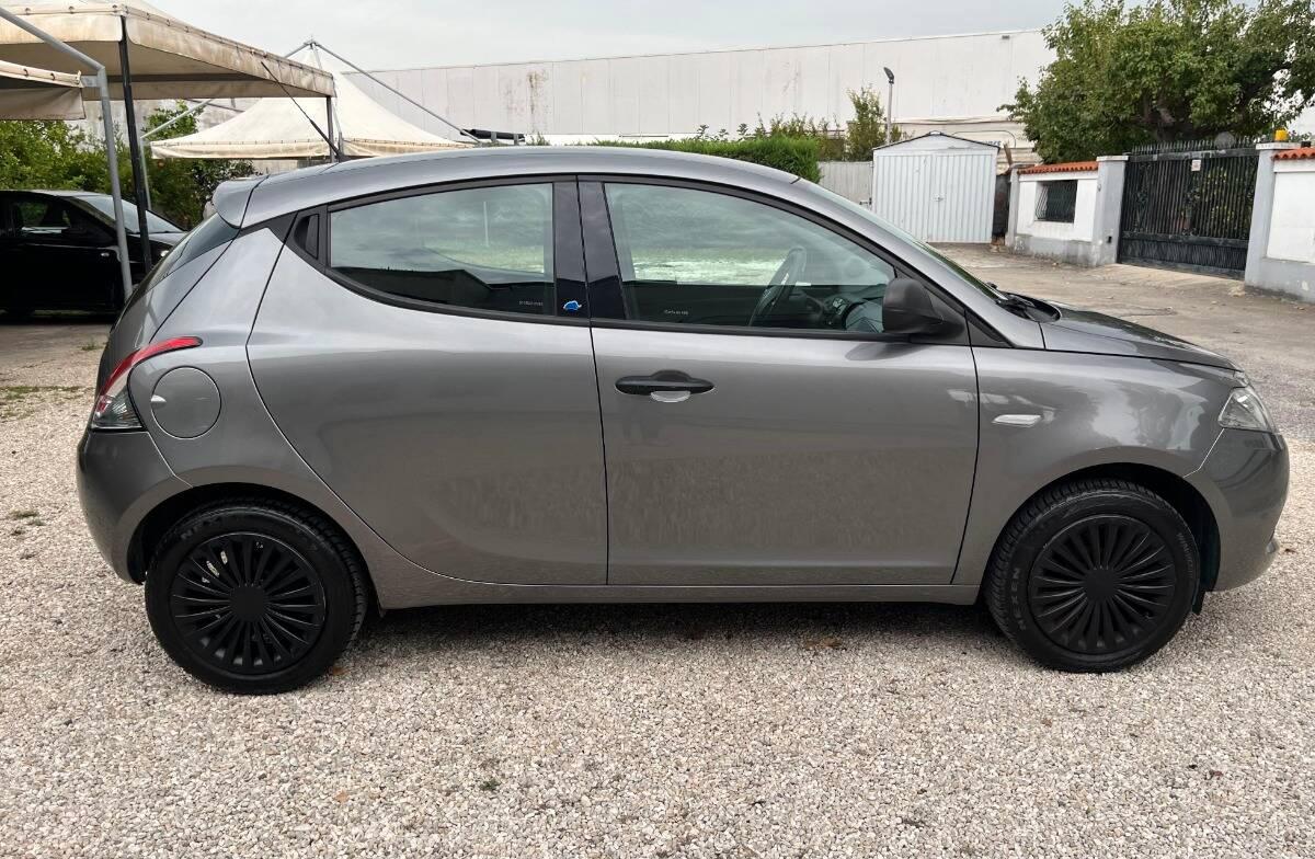 Lancia Ypsilon 1.2 Elefantino Blu s&s 69cv my19