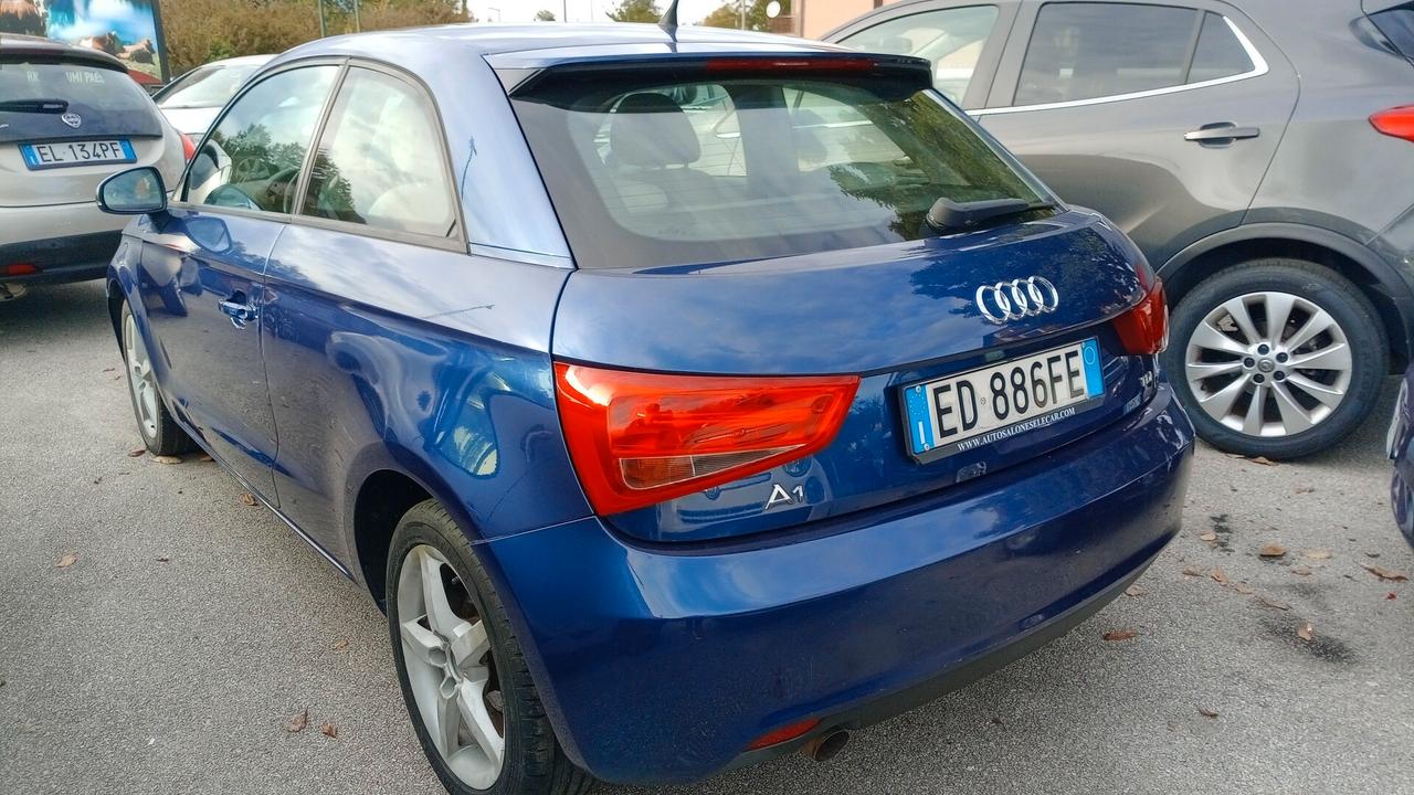 Audi A1 1.6 TDI 105 CV Attraction( per neopatentati