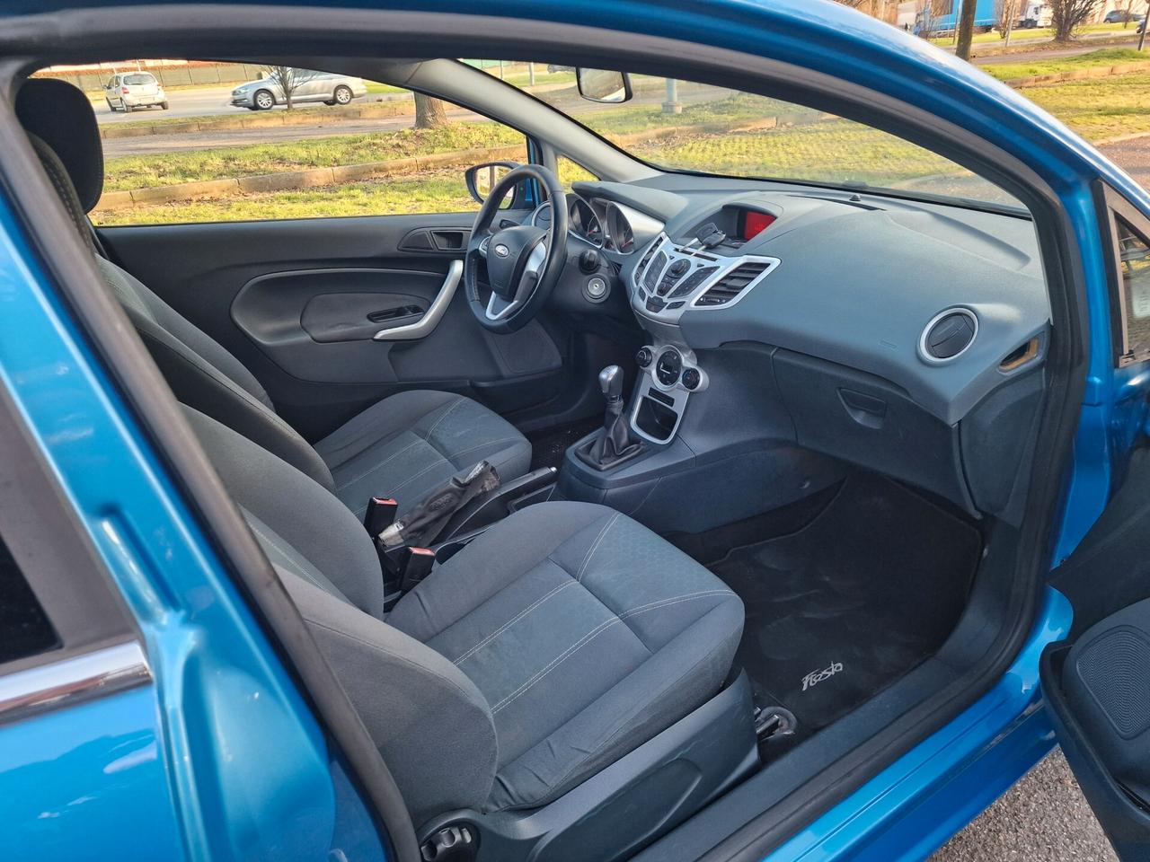 Ford Fiesta 1.2 82CV 3 porte Titanium