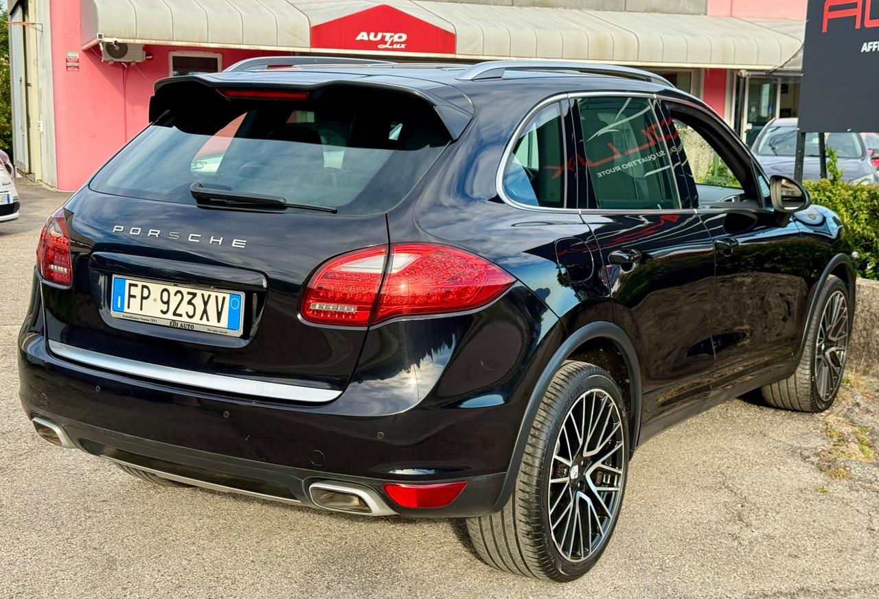Porsche Cayenne 3.0 Diesel V6 SERVICE PORSCHE