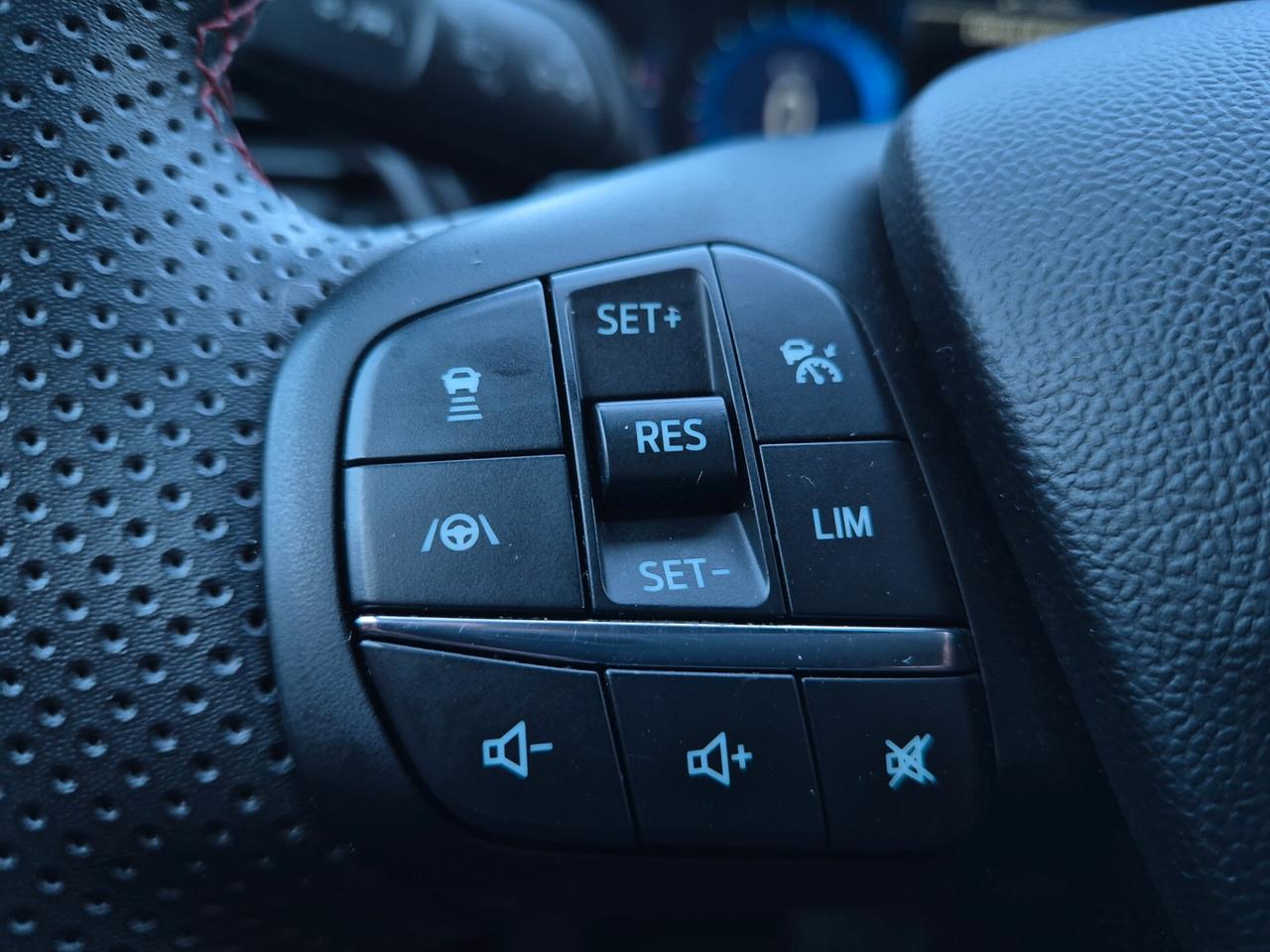 Ford Puma 1.0 EcoBoost Hybrid 125 CV S&S aut. ST-Line X