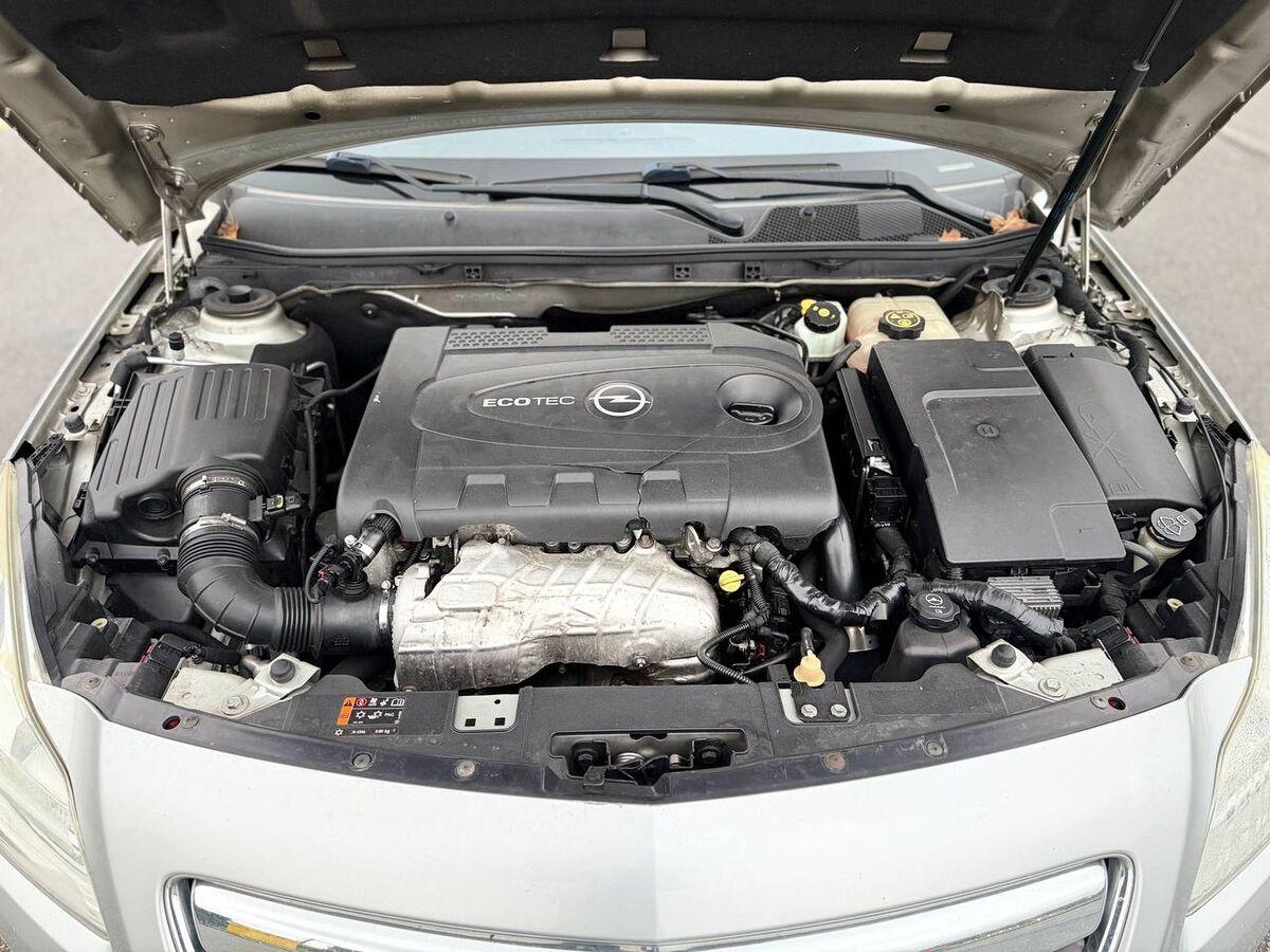 Opel Insignia 2.0 cdti Elective 160cv