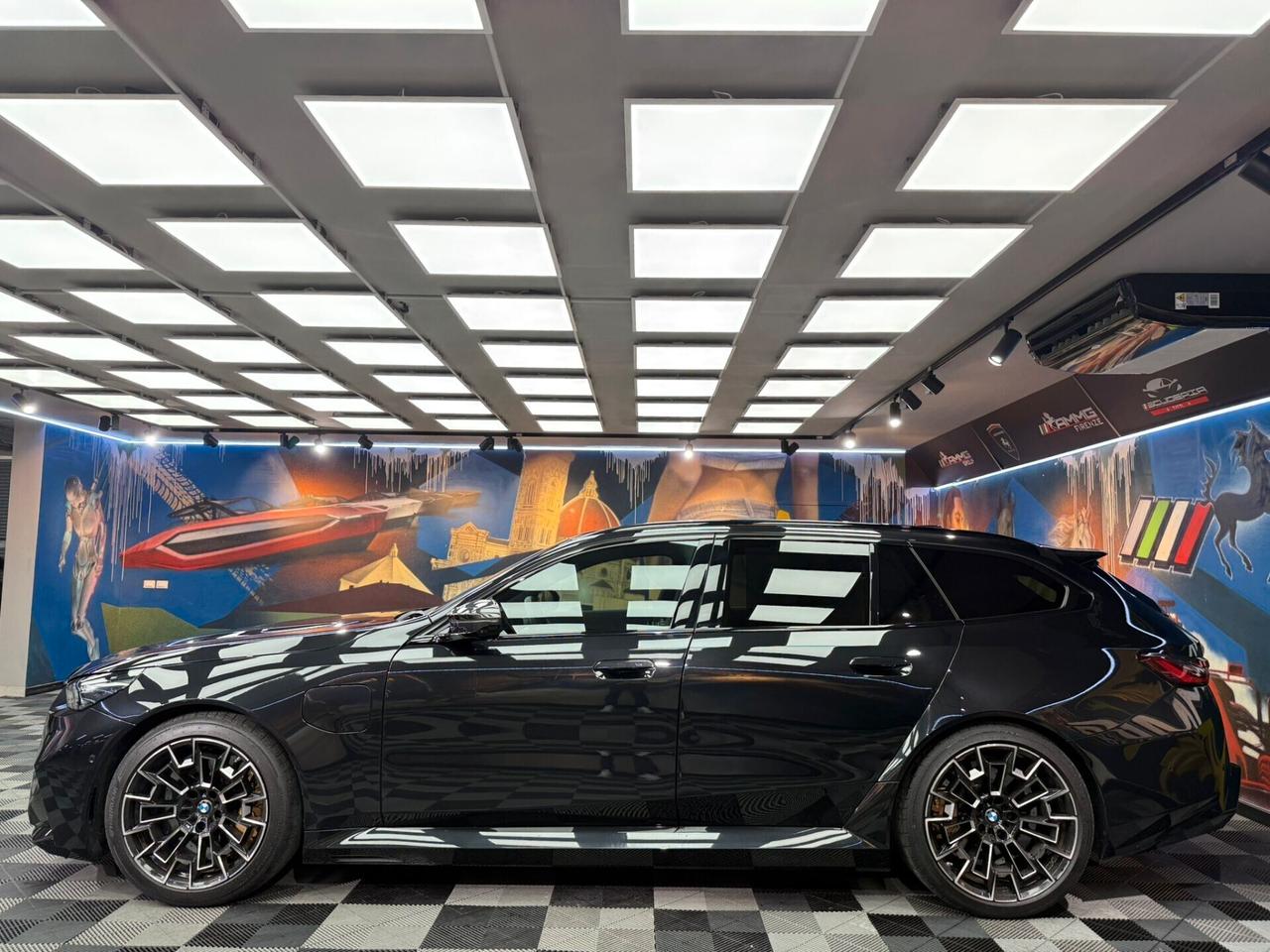 Bmw M5 TOURING (628)