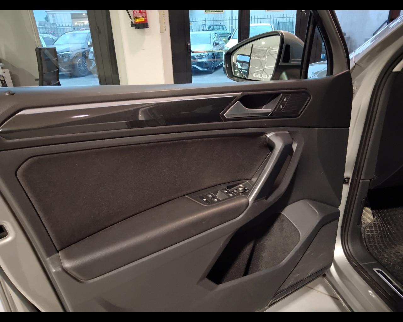 VOLKSWAGEN Tiguan II 2016 - Tiguan 2.0 tdi Style 4motion 150cv dsg