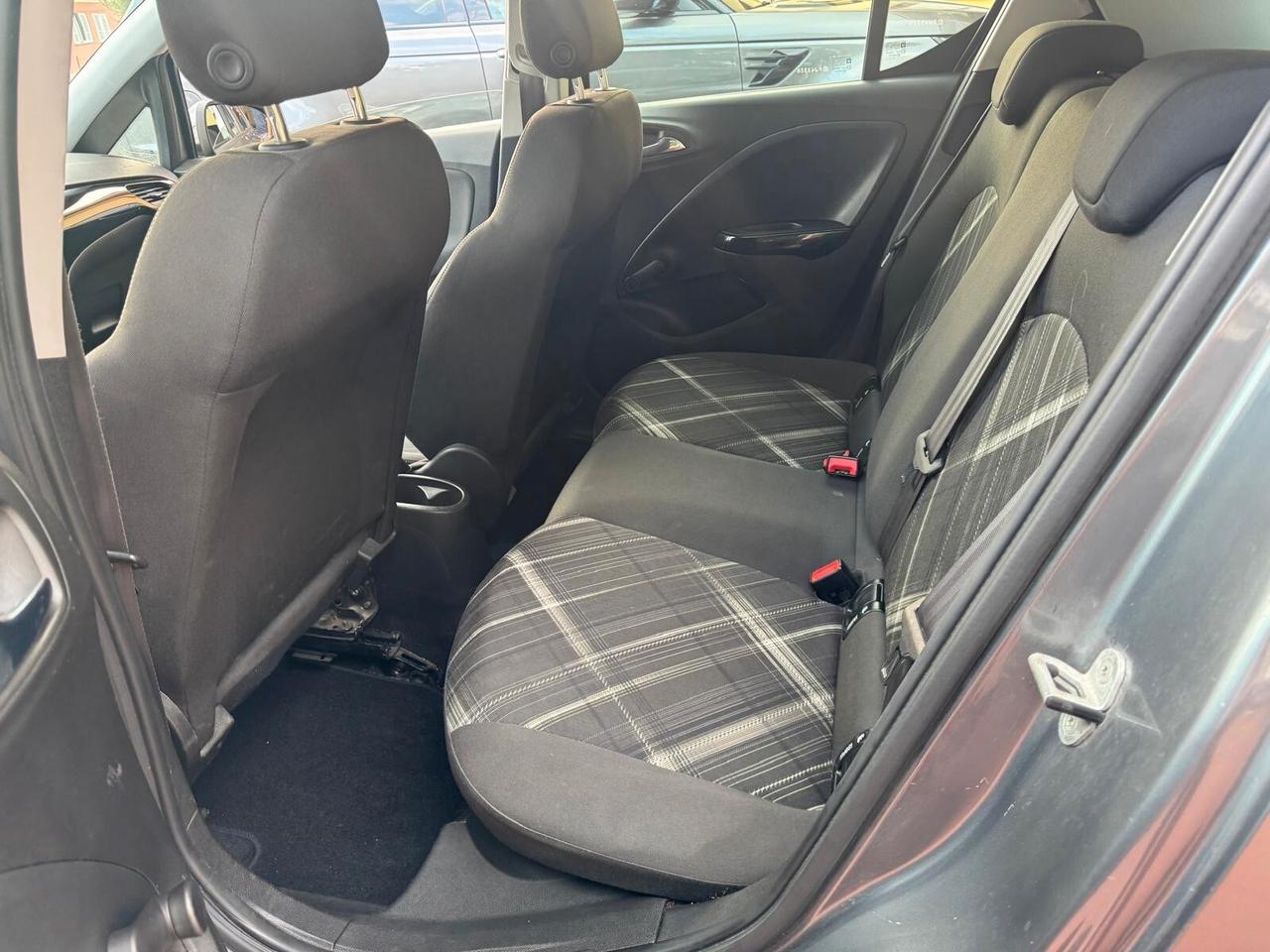 Opel Corsa 2017 1.4 90CV GPL 5 porte NEOPATENTATO